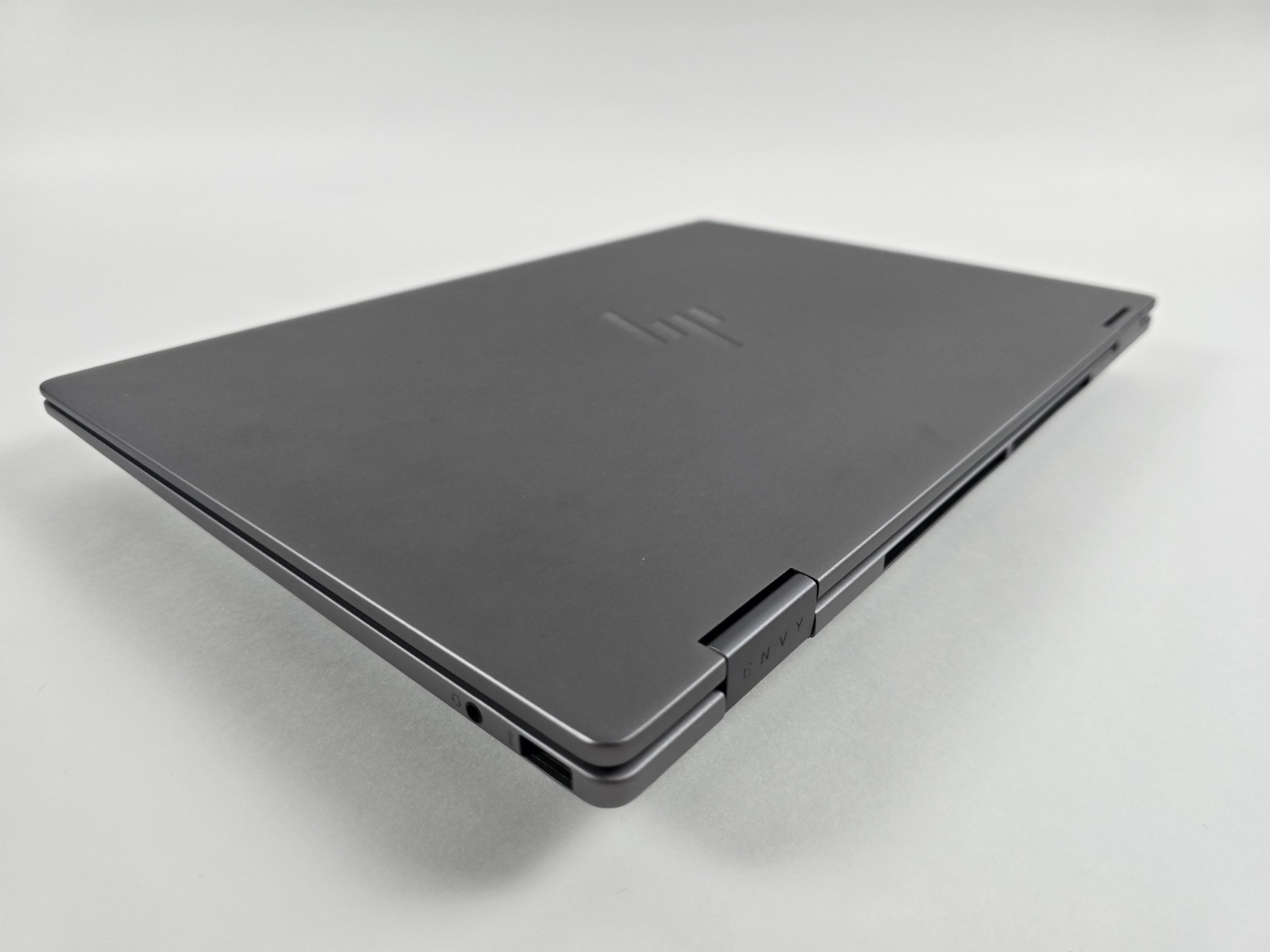 HP Envy x360 16″ WUXGA 2-in-1 Touch Ryzen 7 8840HS 16GB 1TB SSD – Used