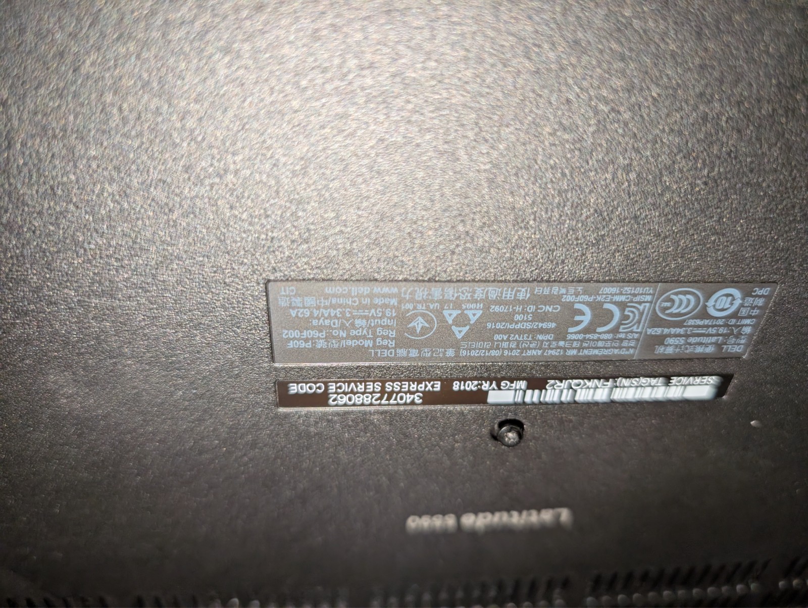 Dell Latitude 5590 Intel i5-8350U 8GB RAM 256 GB NVMe, Wi-Fi 5/BT 4.2 Win 11 Pro