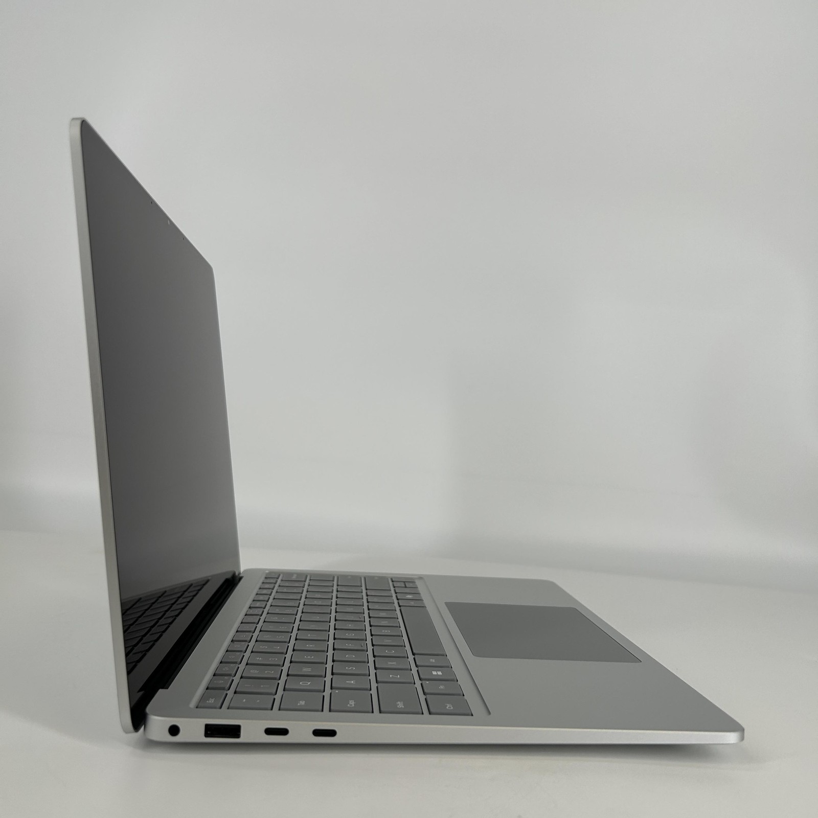 Microsoft Surface Laptop 7 13.8 2K TOUCH 2.2 GHz Ultra 7 268V 32GB 512GB SSD