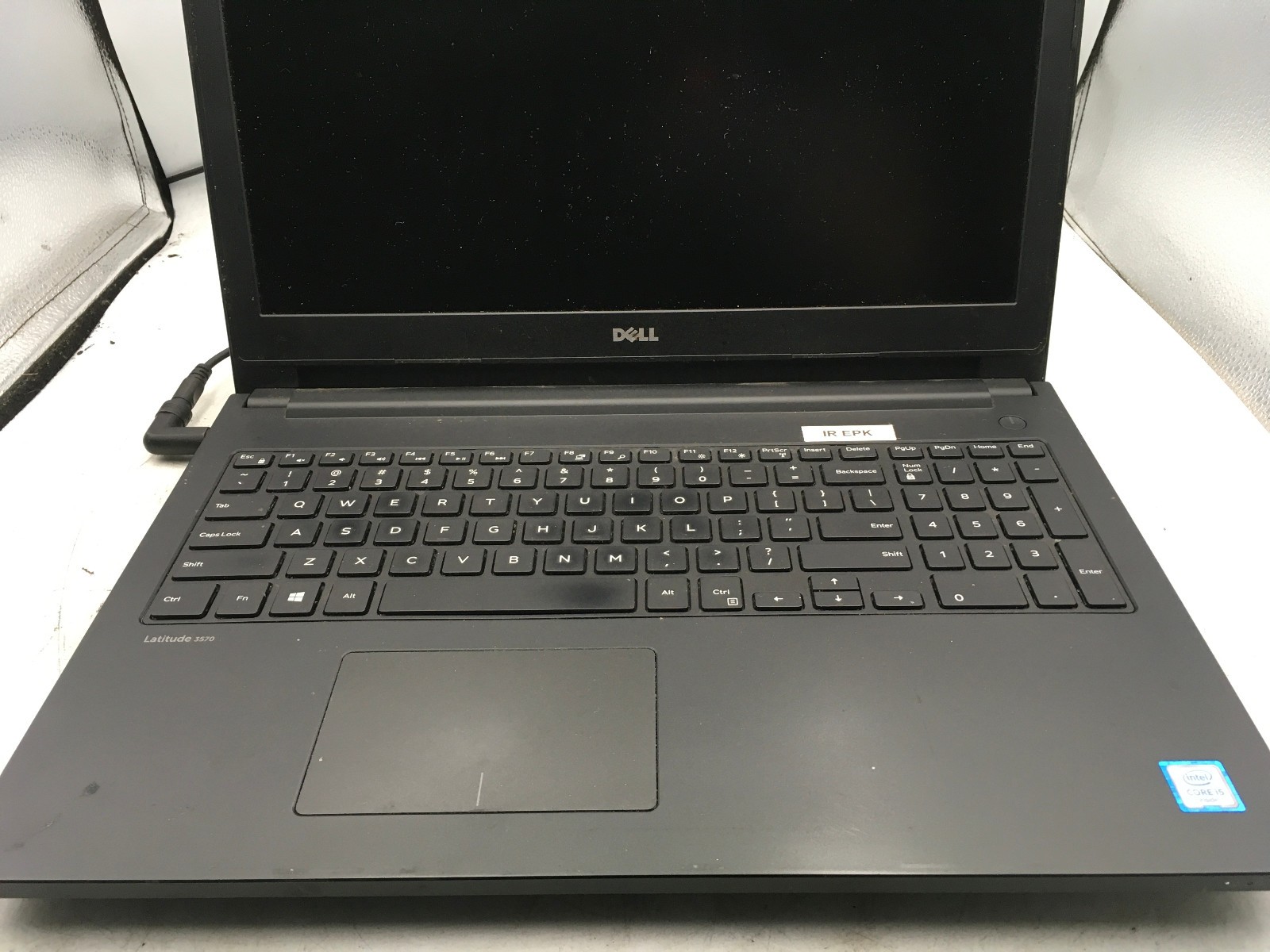 DELL LATITUDE 3570 – FOR PARTS/NO BOOT – INTEL i5-6200U – 4GB RAM – READ DESC-BB