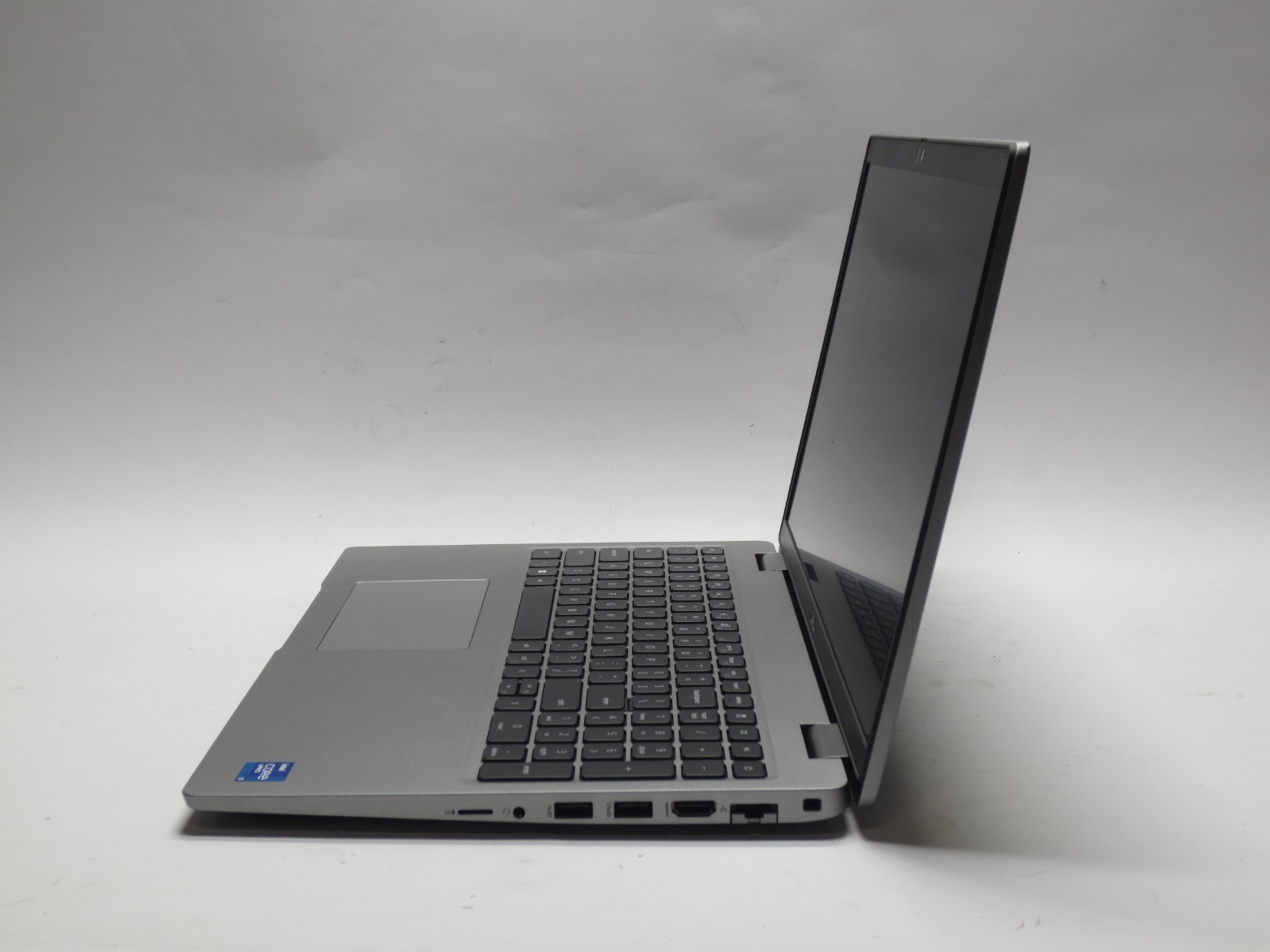Dell Latitude 5520 15.6” 1.8GHz i7-1185G7 16GB RAM 512GB NVME SSD WIN11 WiFi FHD