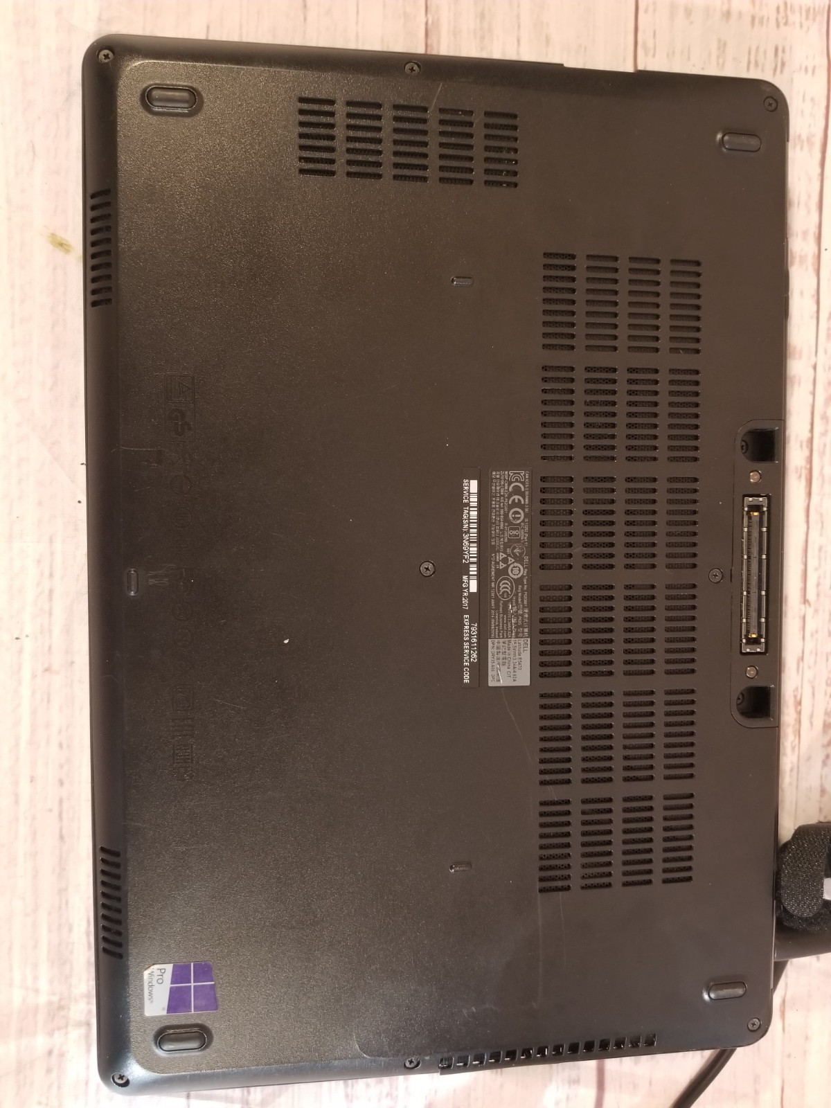 Dell Latitude E5470 14″ Display Black Core i5 Wi-Fi Bluetooth HD Business Laptop