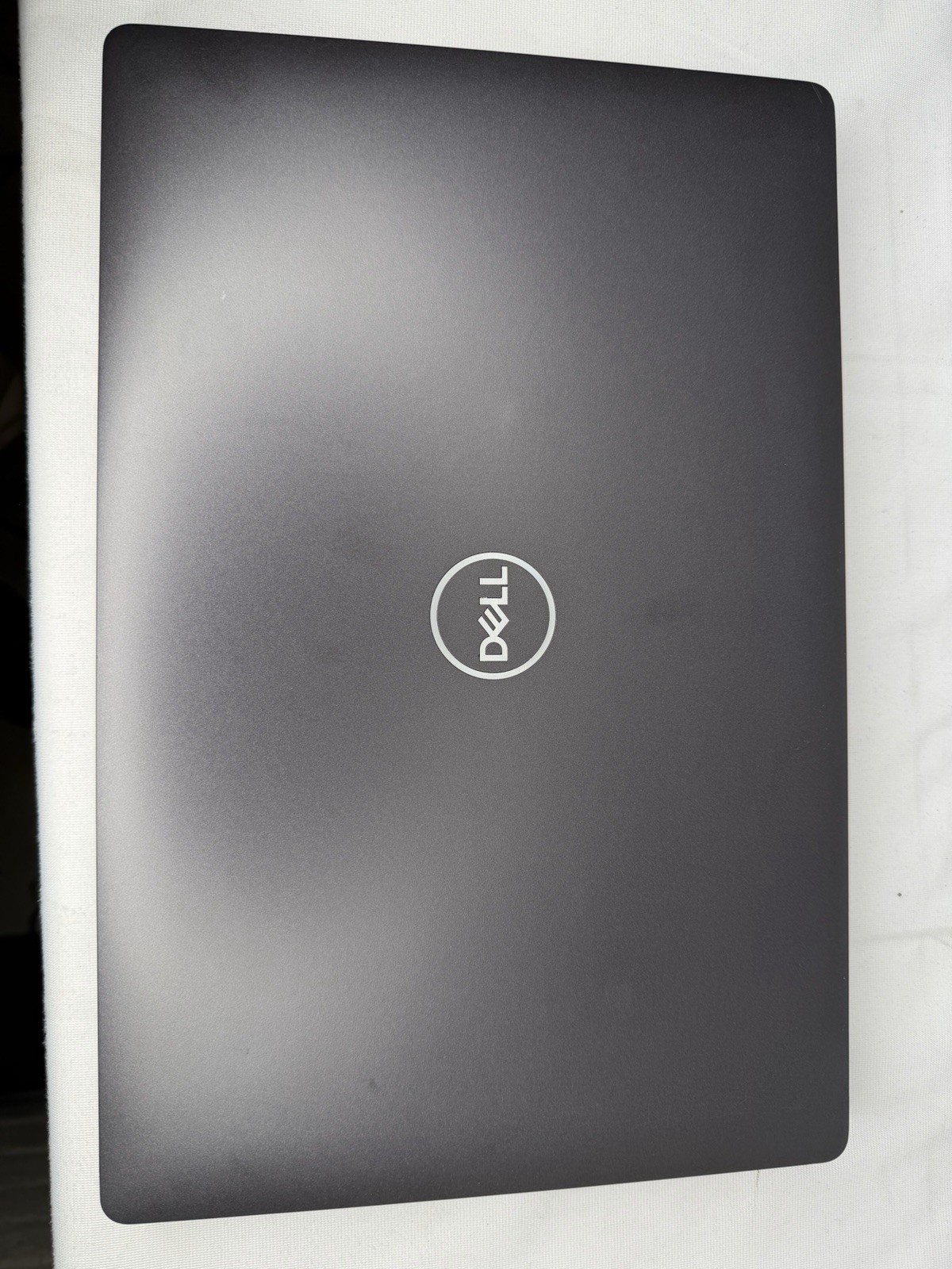 Dell Latitude 5500 15.6″ (i5-8265U, 1.6 GHz, 16GB RAM 256GB NVMe SSD) Win11Pro