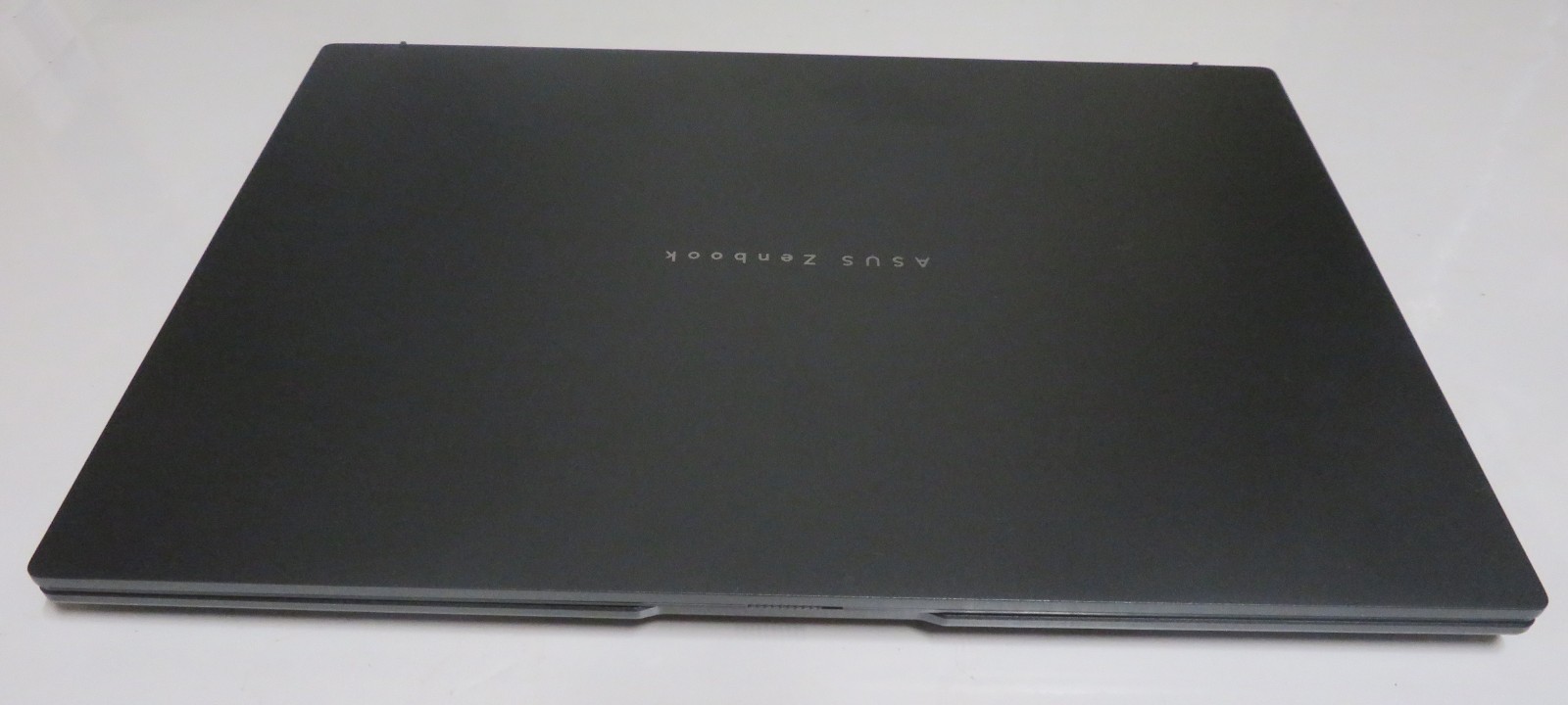 ASUS Zenbook 14 UX3405CA 14″FHD+ OLED Touch Laptop Core Ultra 9 32GB RAM 1TB