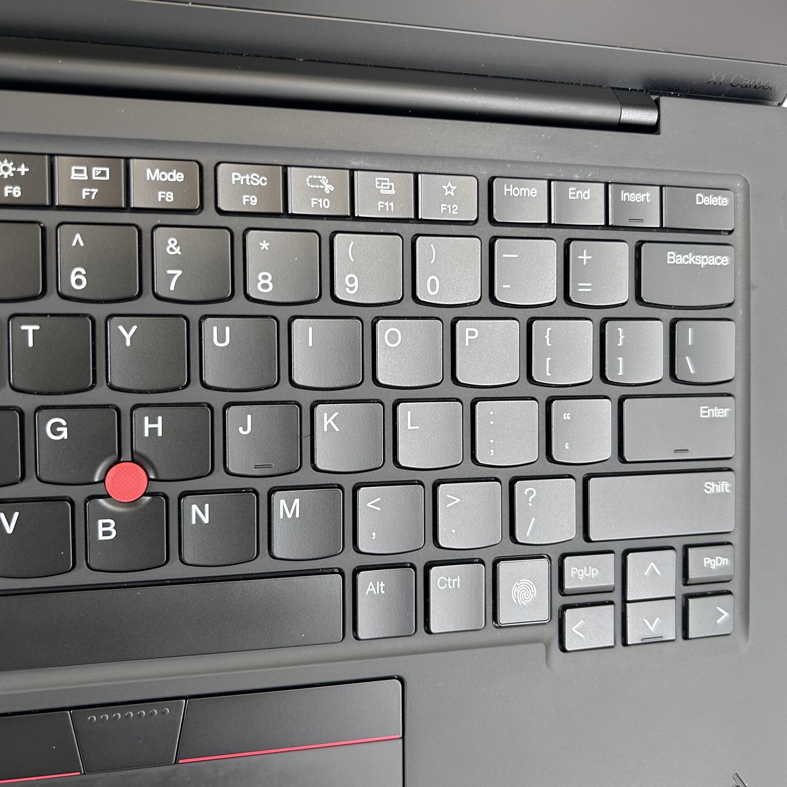 Lenovo ThinkPad X1 Carbon Gen 12 14 FHD+ TOUCH Ultra 7 165U 32GB 1TB Yellow Hue