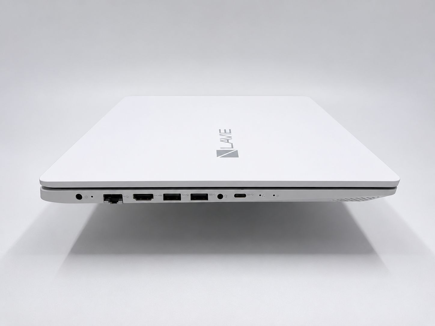 NECLAVIE Direct NS i7-8565U Intel UHD 8GB SSD 256GB 15.6″ FHD Win 11 Home DVD