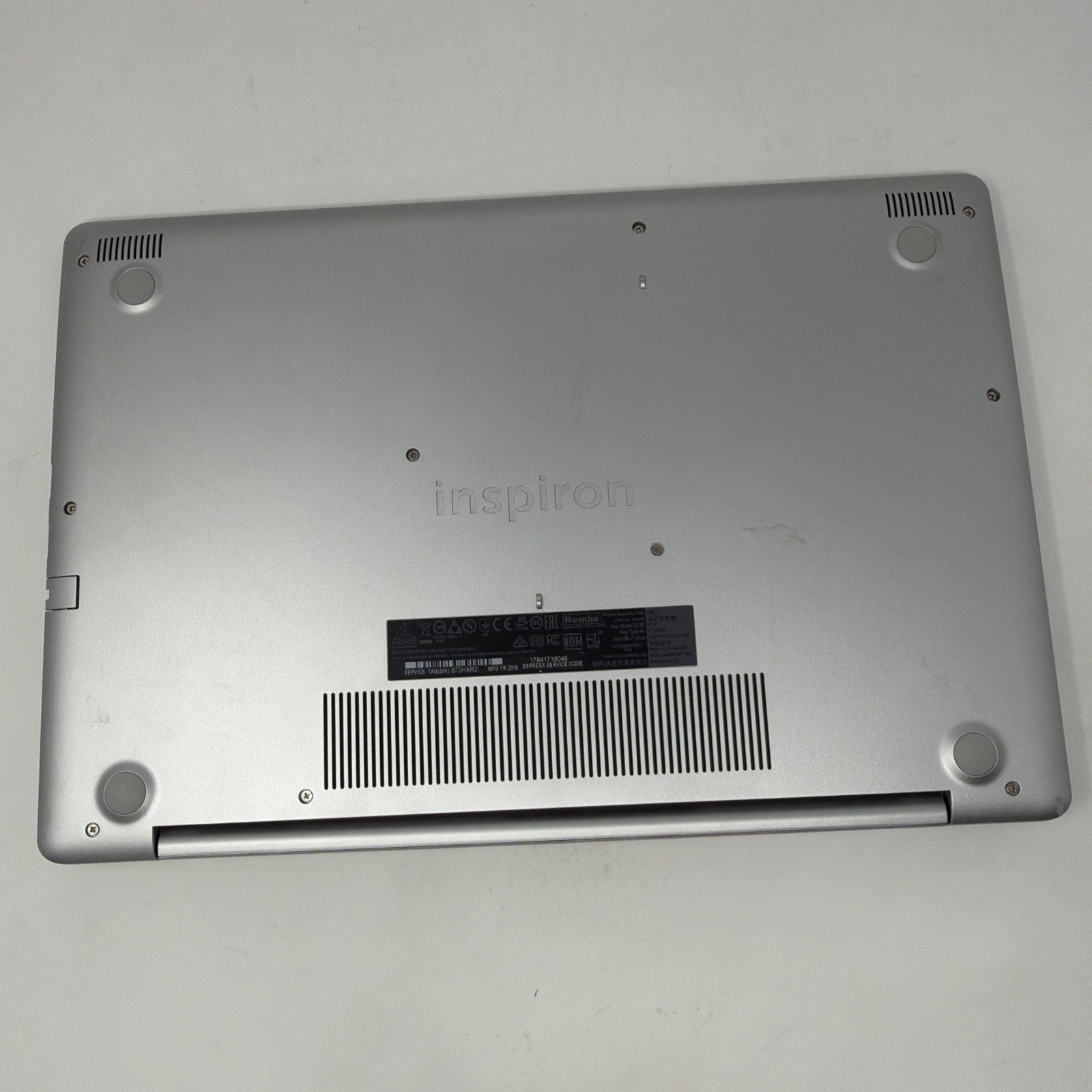 Dell Inspiron P75F 15.6″ Touchscreen i5-8250U 8GB RAM 1TB HDD Windows 10