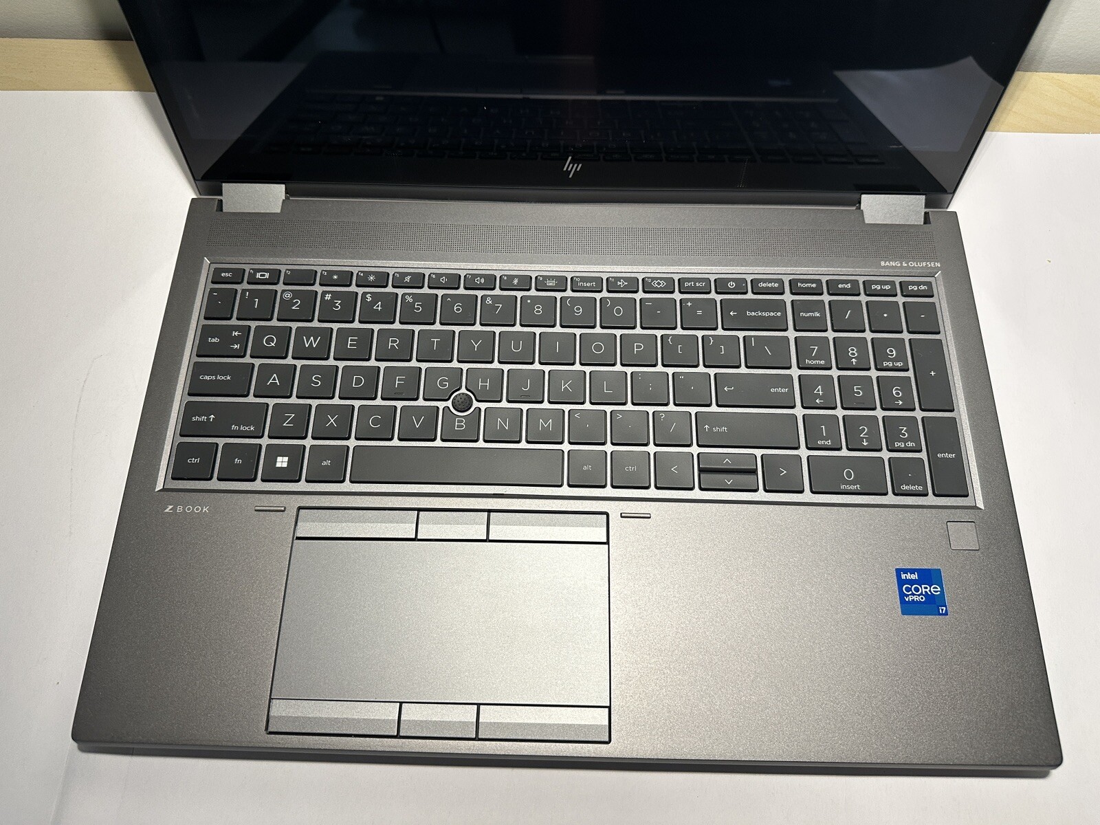 HP ZBook Fury G8 15.6″ 4K Touch i7-1185H 32GB 1TB SSD NVIDIA T1200 LTE