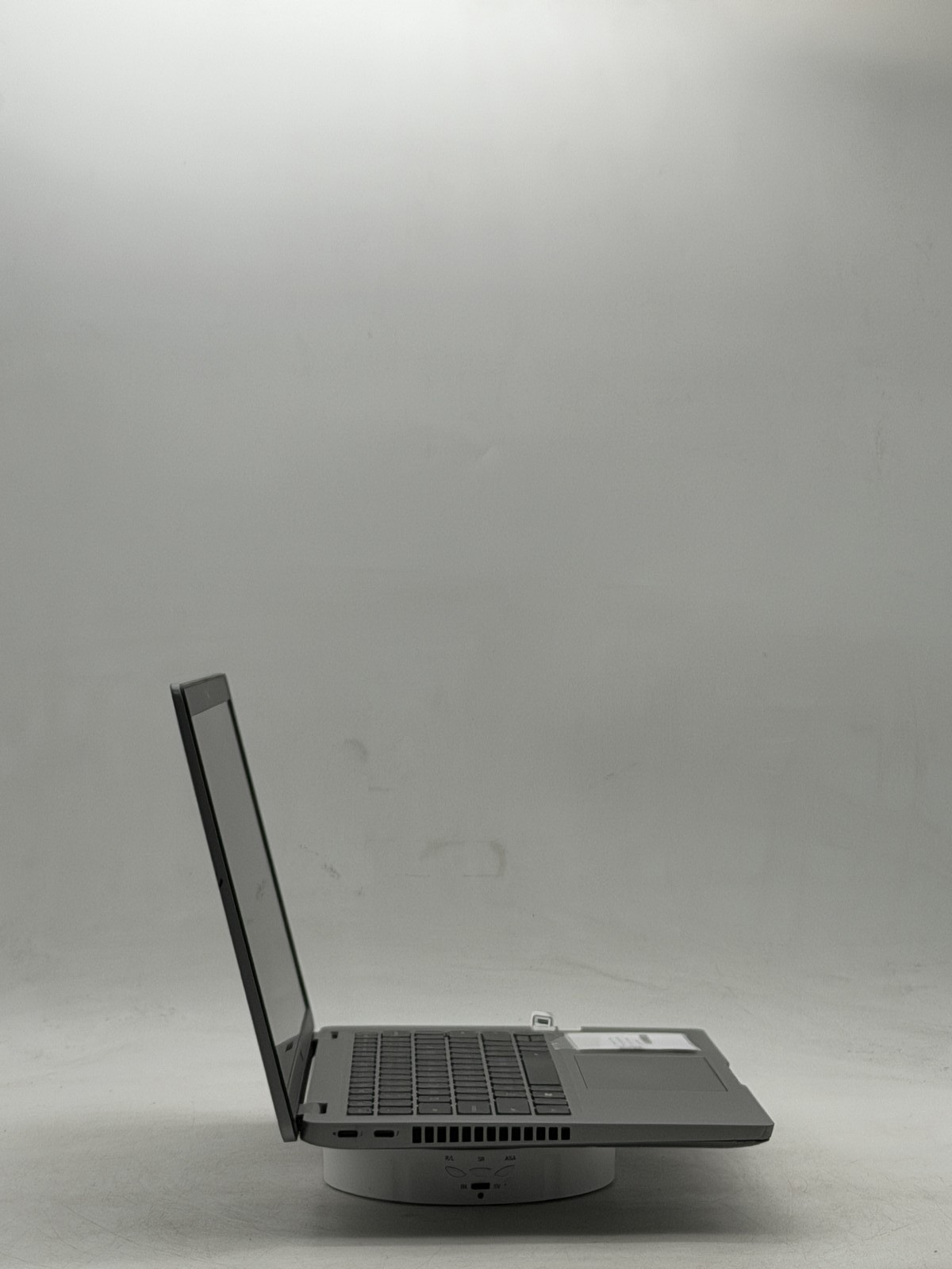 Dell Latitude (5420) 14″ i5-1135G7 8GB 128GB *NO OS* — READ