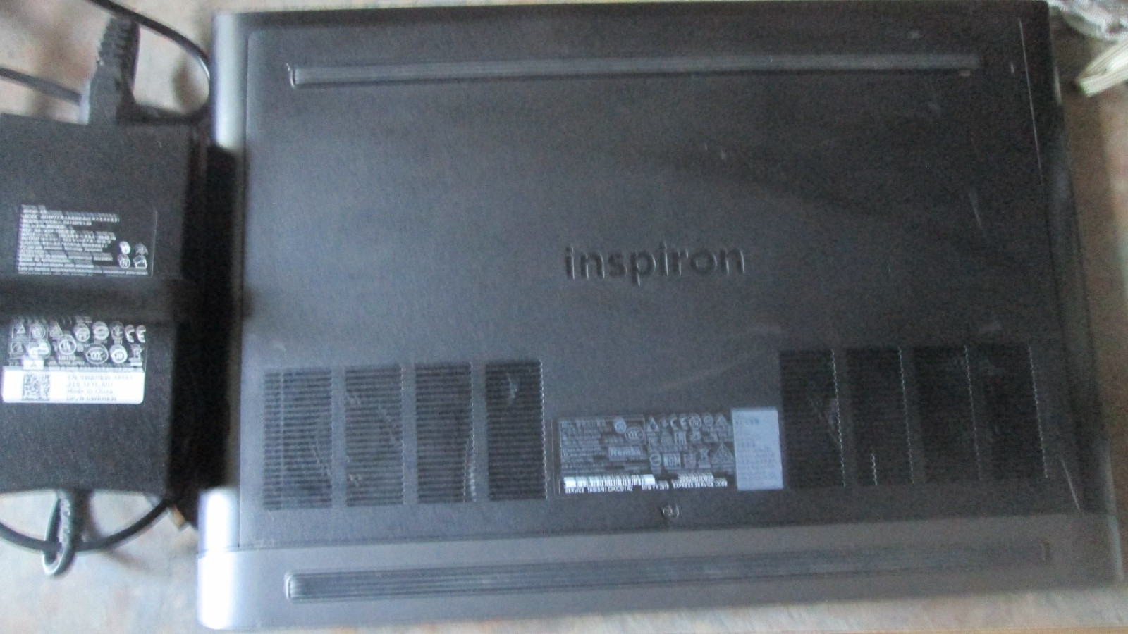 Dell Inspiron 15 7577 15.6″ Intel Core i7-7700HQ@2.80GHz/16GB/ 128GB SSD Gaming