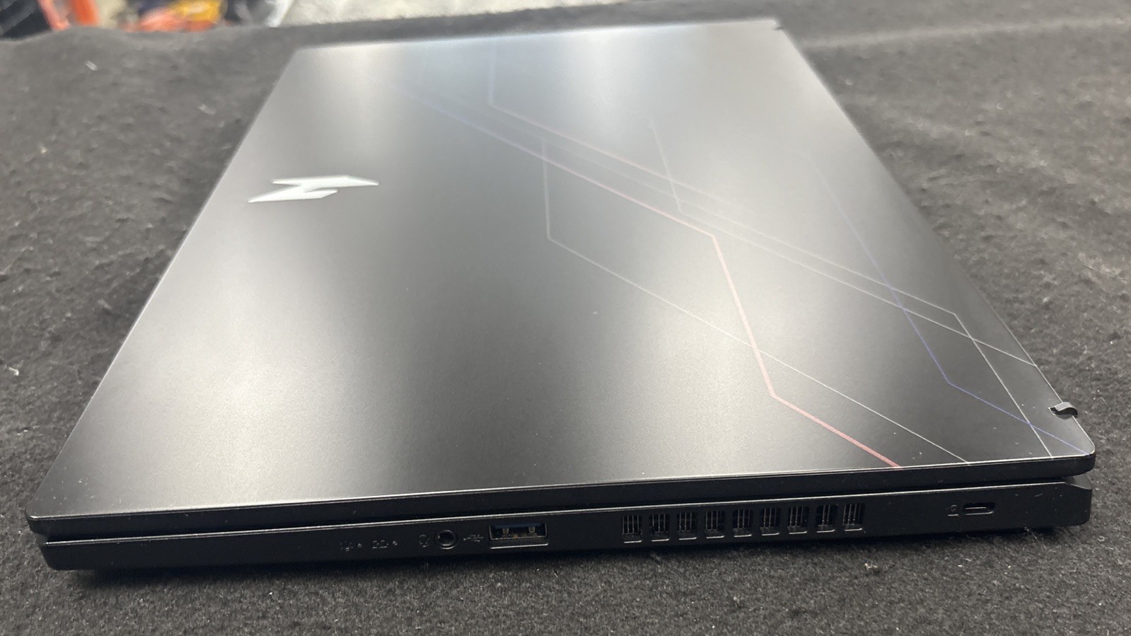 Acer Nitro V15 N23Q22 ANV15-52-50B1 | i5-13420H | 8GB RAM | 512GB SSD | RTX 4050