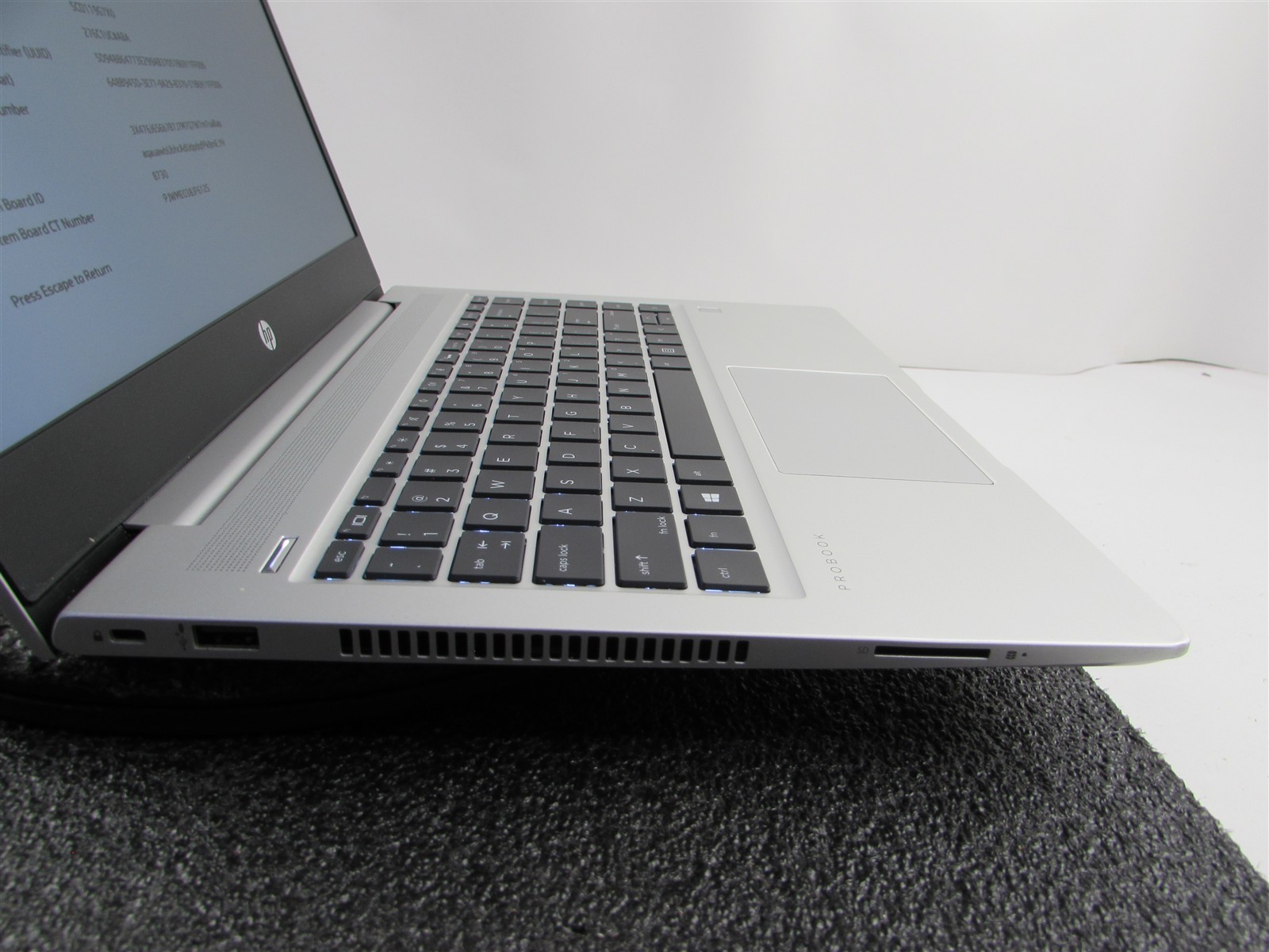 HP PROBOOK 445 (G7) 14″ FHD AMD RYZEN 5 4500U 512GB SSD 16GB RAM AMD GPU NO O.S