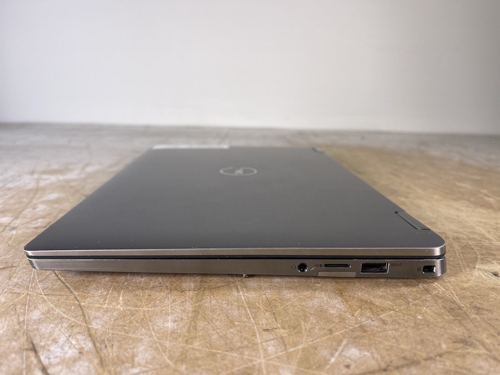 DELL LATITUDE 7400 2-IN-1 i5-8365U @ 1.6GHz, 16GB RAM, NO HDD/OS