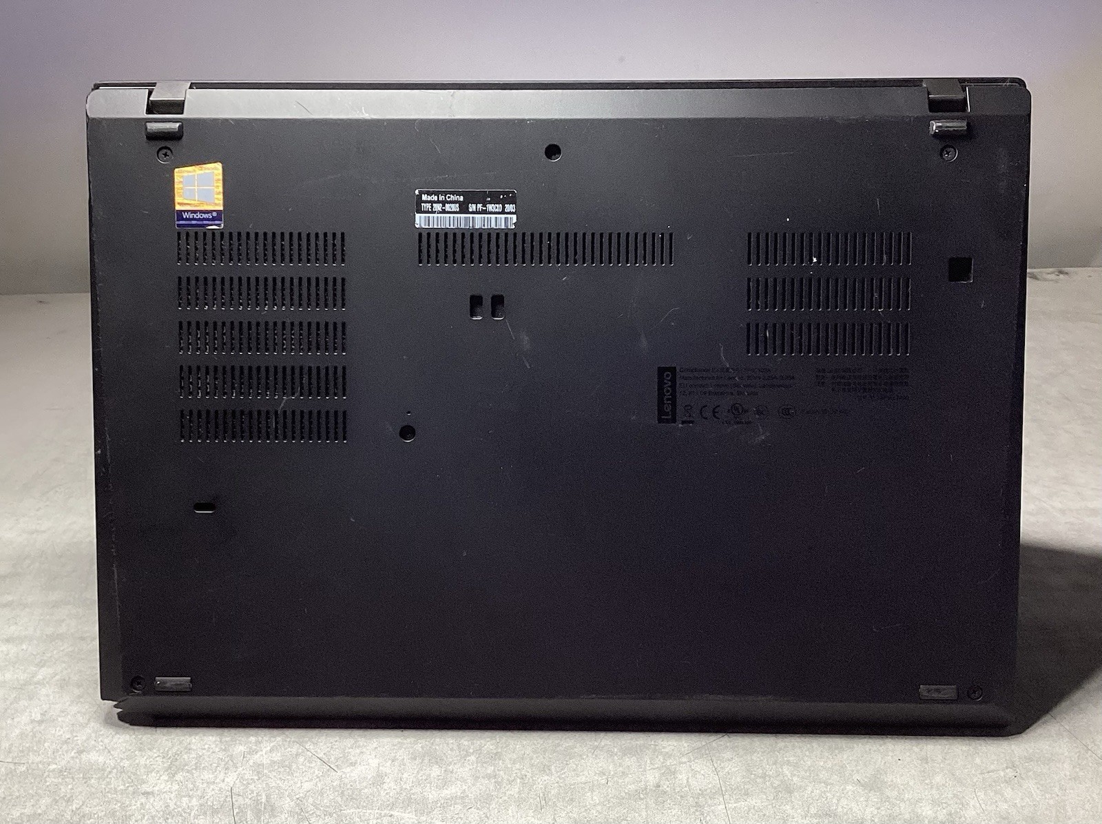 THINKPAD LENOVO T490 INTEL CORE i7 8th GEN *AS IS/FOR PARTS*