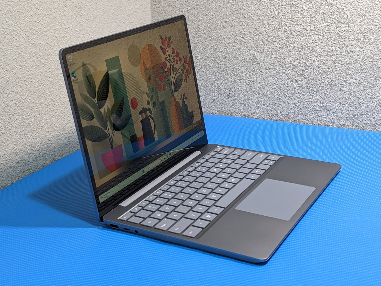 MS Surface Laptop Go 2 2013 12.4″1536×1024 TOUCH i5-11 2.4GHz 8GB 128GB W11H +PA