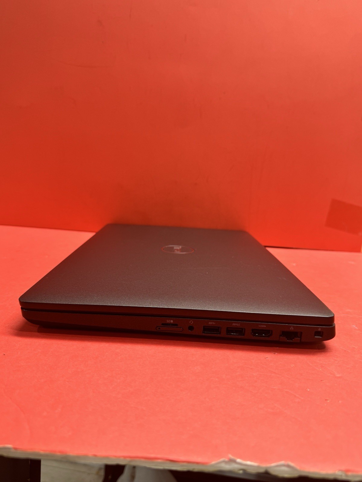 Dell Latitude 5500 15.6″ 8th i7-1.9GHz 16GB RAM 256GB SSD Windows 11pro