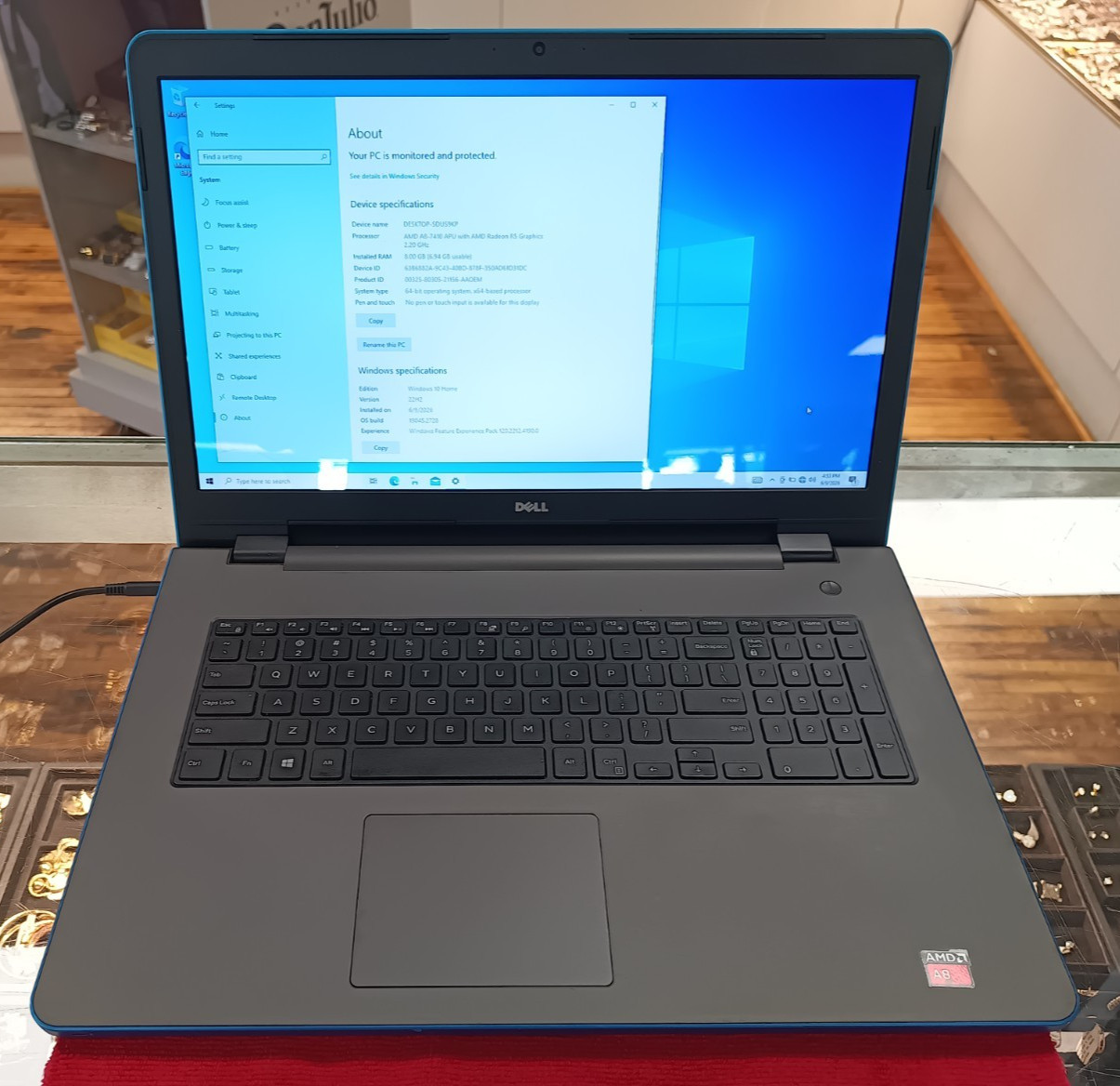 17.3″ Dell P28E INSPIRON 17 Laptop AMD A8-7410 2.20GHz 8GB RAM 1TB Laptop AS-IS!