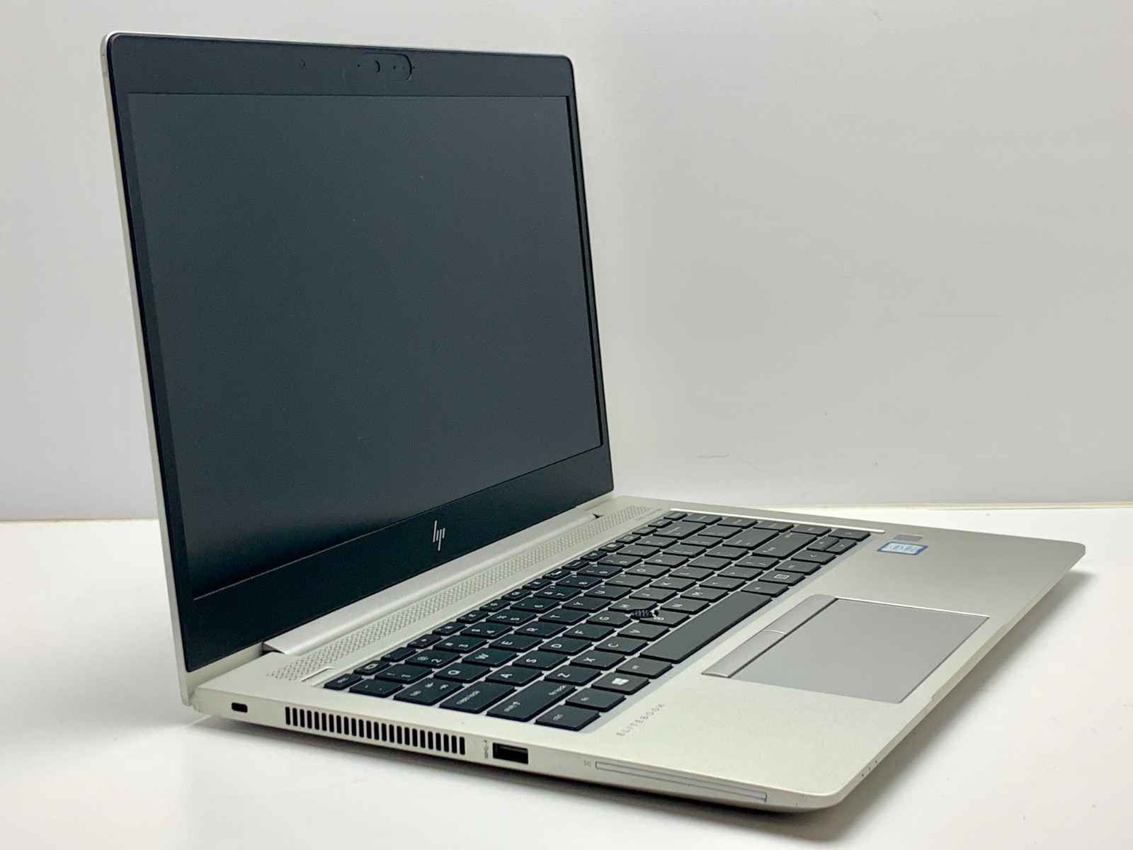 HP EliteBook 840 G6 | i5-8265U | 8GB RAM | 256GB NVMe | LINUX