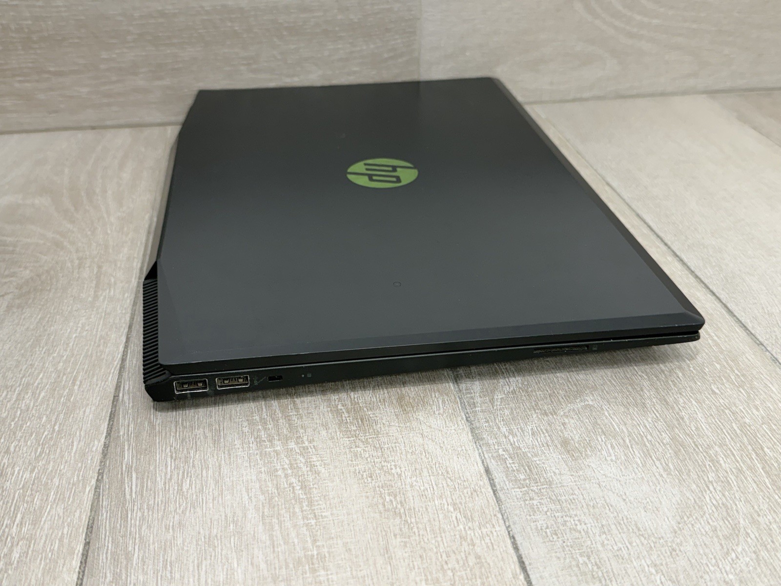 HP Pavilion 15-CX0056WM 15.6″ Core i5-8300H GTX 1050 Ti 8GB RAM 512GB SSD Win-11