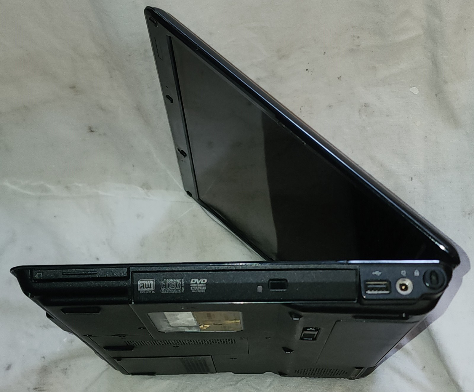 USED Compaq Presario V6000 Laptop FREE SHIPPING
