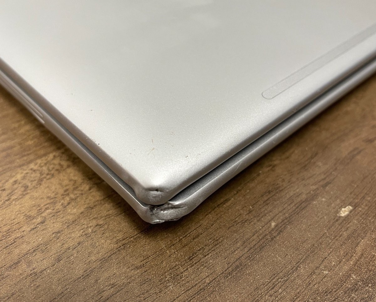 HP EliteBook 865 G10 R5-7540U 16GB 512GB Dent/Gap Warranty – AS IS (READ)