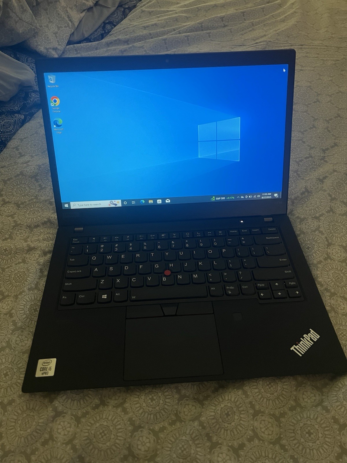 💻 Lenovo ThinkPad T14 Laptop + 2 Lenovo 40AJ Ultra Docking Stations