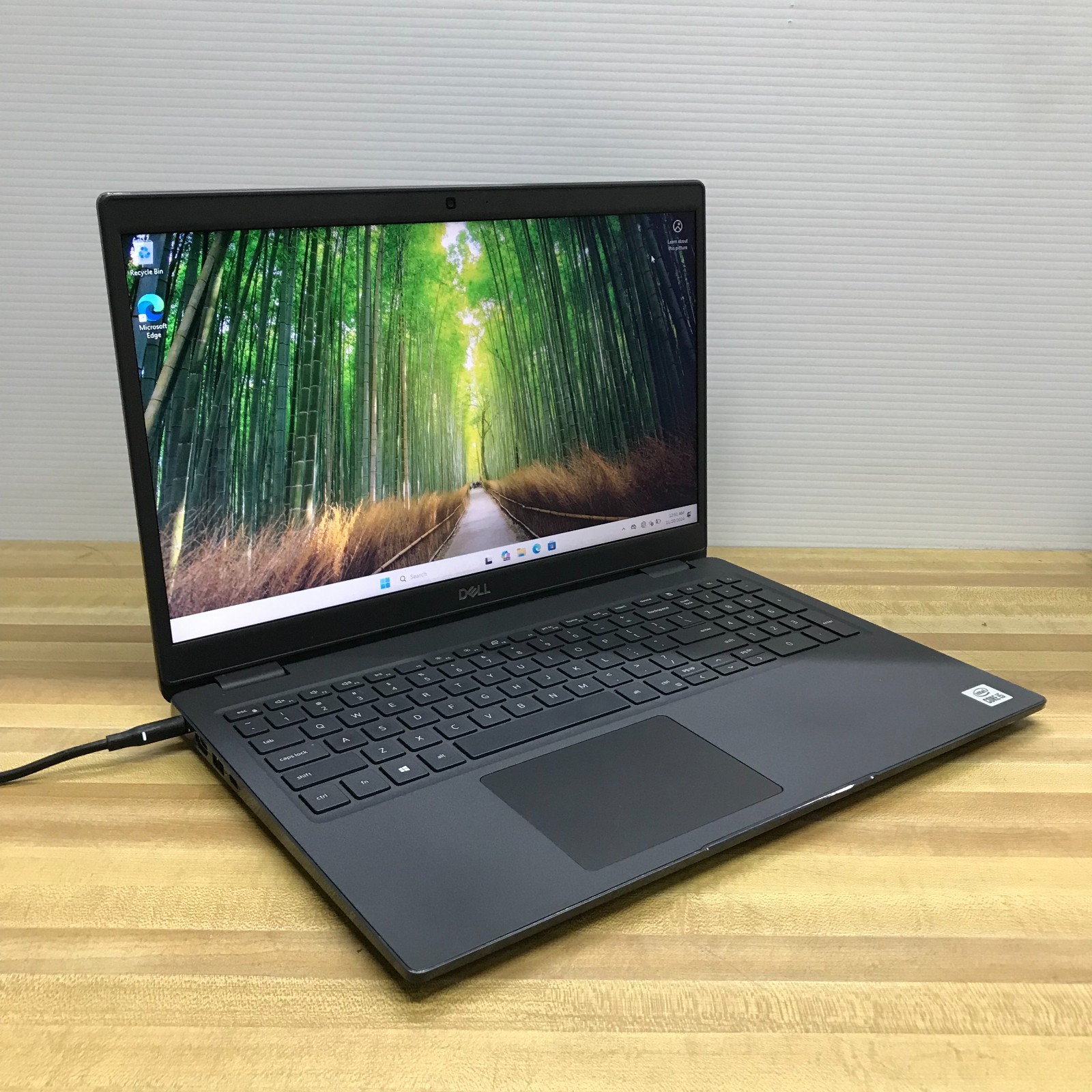 Dell Latitude 3510 Laptop i5-10210U 1.60GHz 16GB RAM 256GB SSD (Windows 11 Pro)