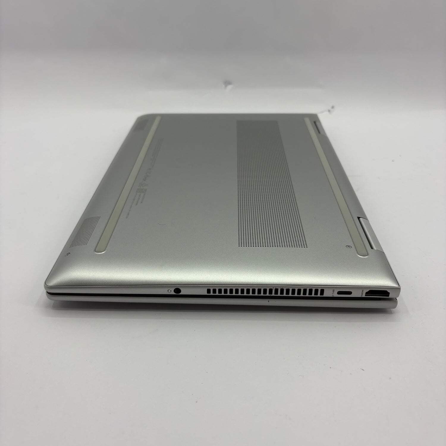 HP Envy x360 2-in-1 Laptop 7H9Y4UA 14″ i5-1335U 1.3GHz 8GB RAM 512GB SSD