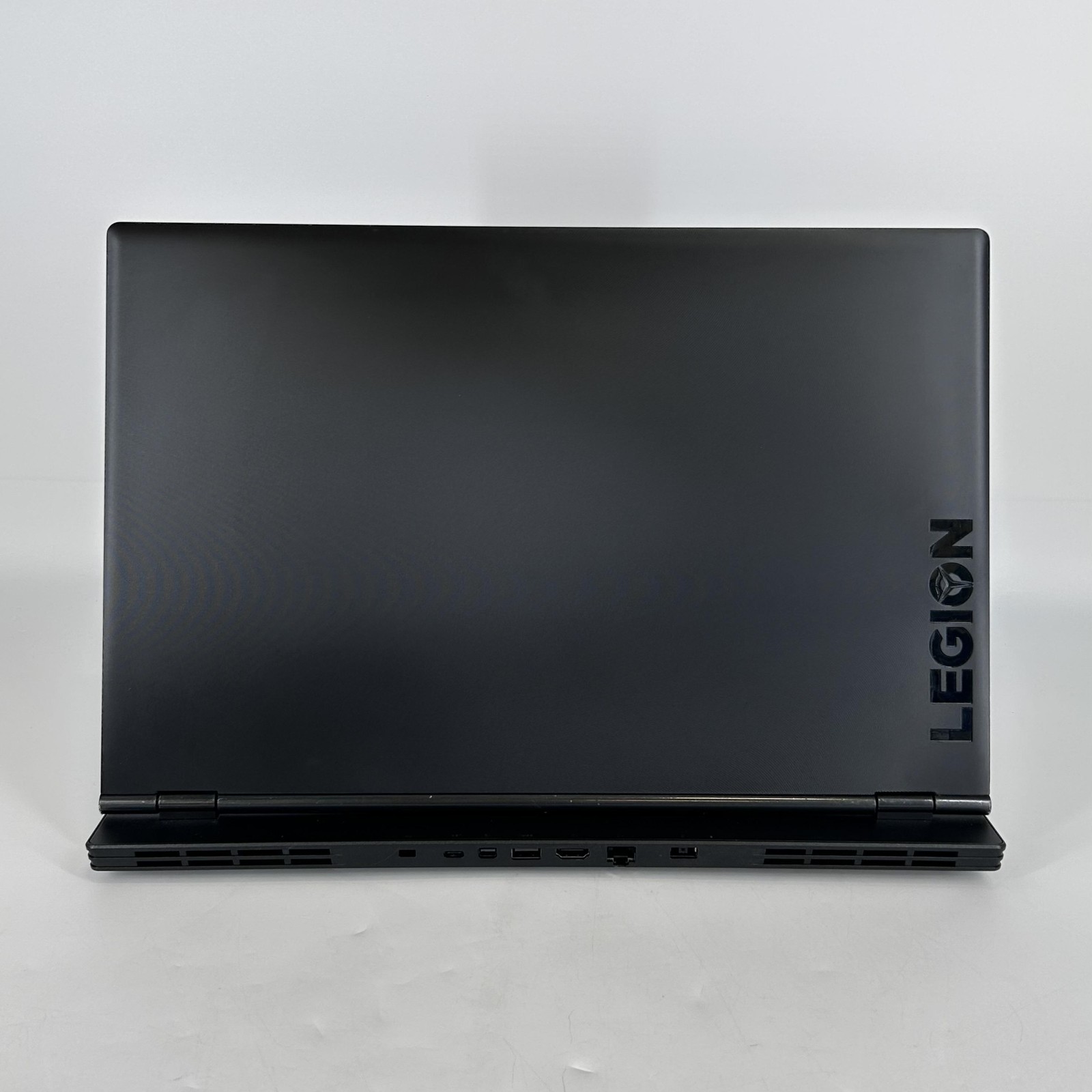 Lenovo Legion Y540 17 144Hz FHD i7-9750H 2.60GHz 16GB 256GB SSD/1TB HDD RTX 2060