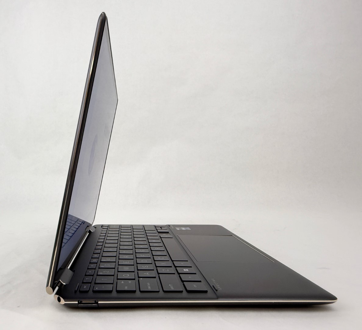 HP Spectre 2in1 14-ef2013dx 13.5″ Wide Ultra XGA+ Touch i7-1355U 16GB 512GB W11H