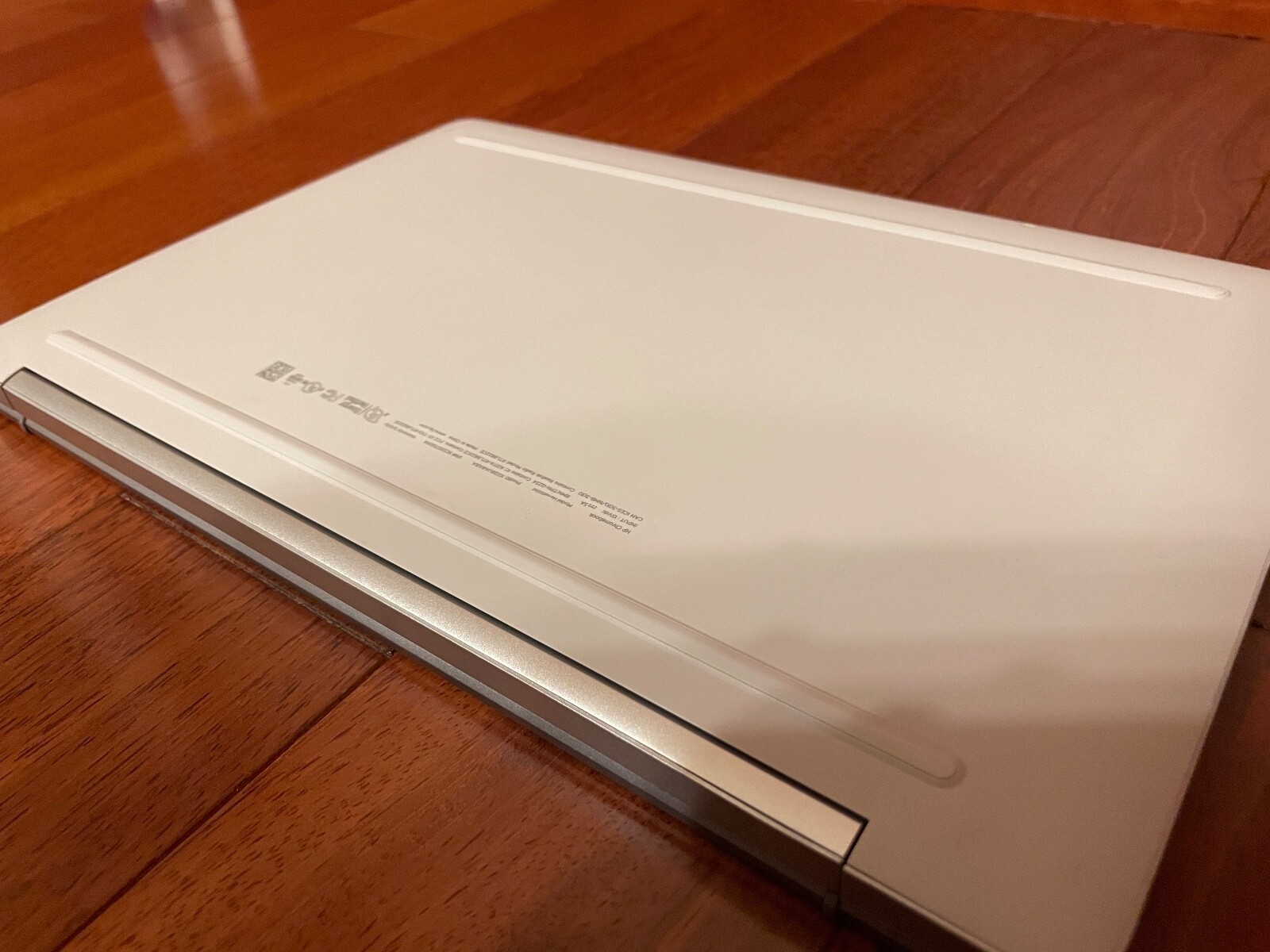 hp chromebook 14 inch, 4gb, 14a-na0023cl great working condition with charger