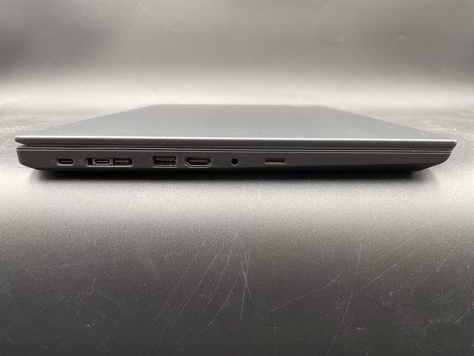 Lenovo ThinkPad T15 Gen 1 Used 15.5″ (i7-10510U-8GB-256GB NVMe)