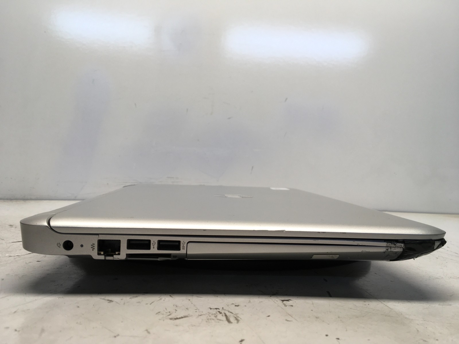 HP Pavilion 15-AB121DX AMD A10-8700P 1800MHz 4 GB NO HDD No Batt