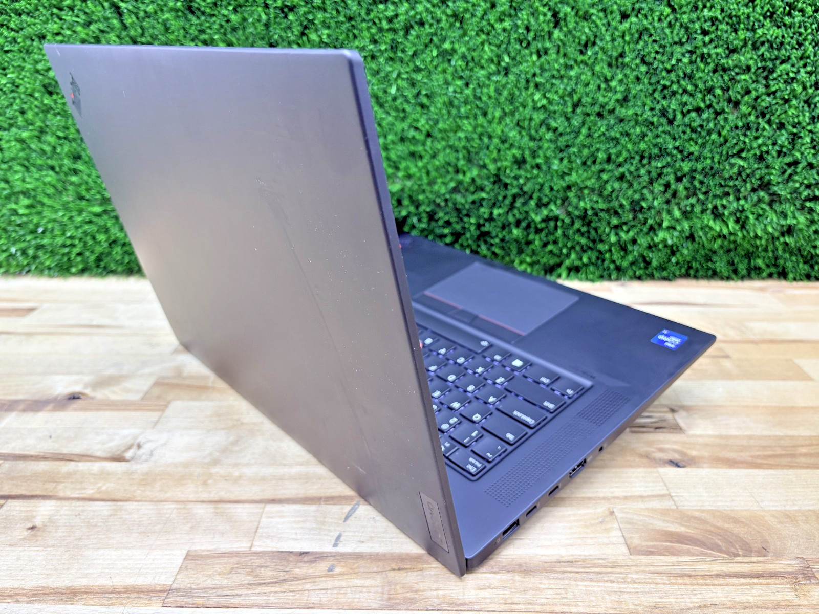 Lenovo ThinkPad P1 Gen 4 Intel i7-11th Gen 2.50GHz 32GB RAM 512GB SSD Win11 Pro*