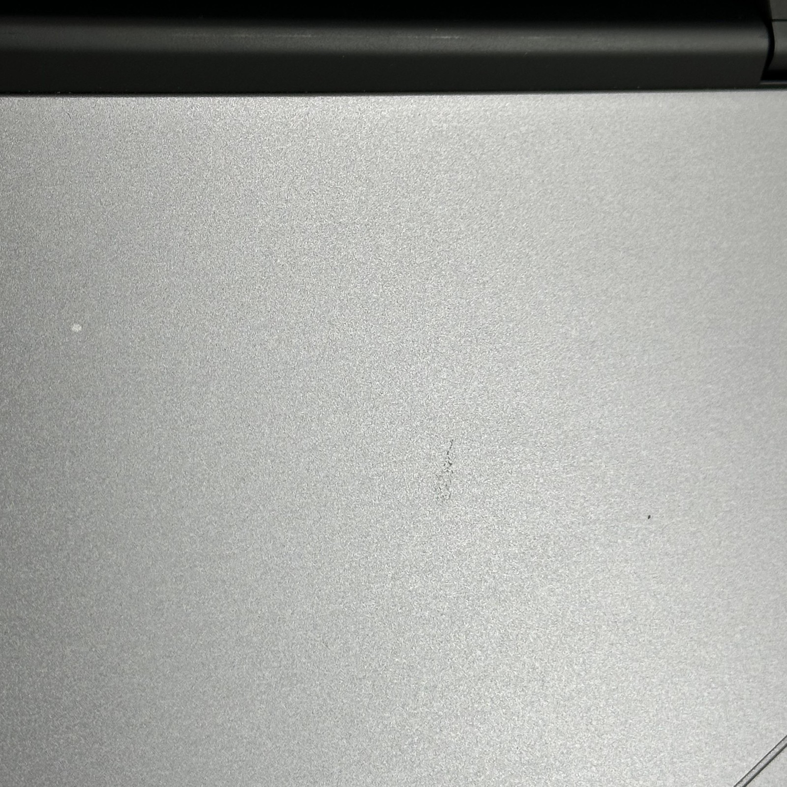 Dell Alienware 17 R4 FHD i7-7700HQ 2.80GHz 16GB 128GB SSD/1TB HDD GTX 1070 Good