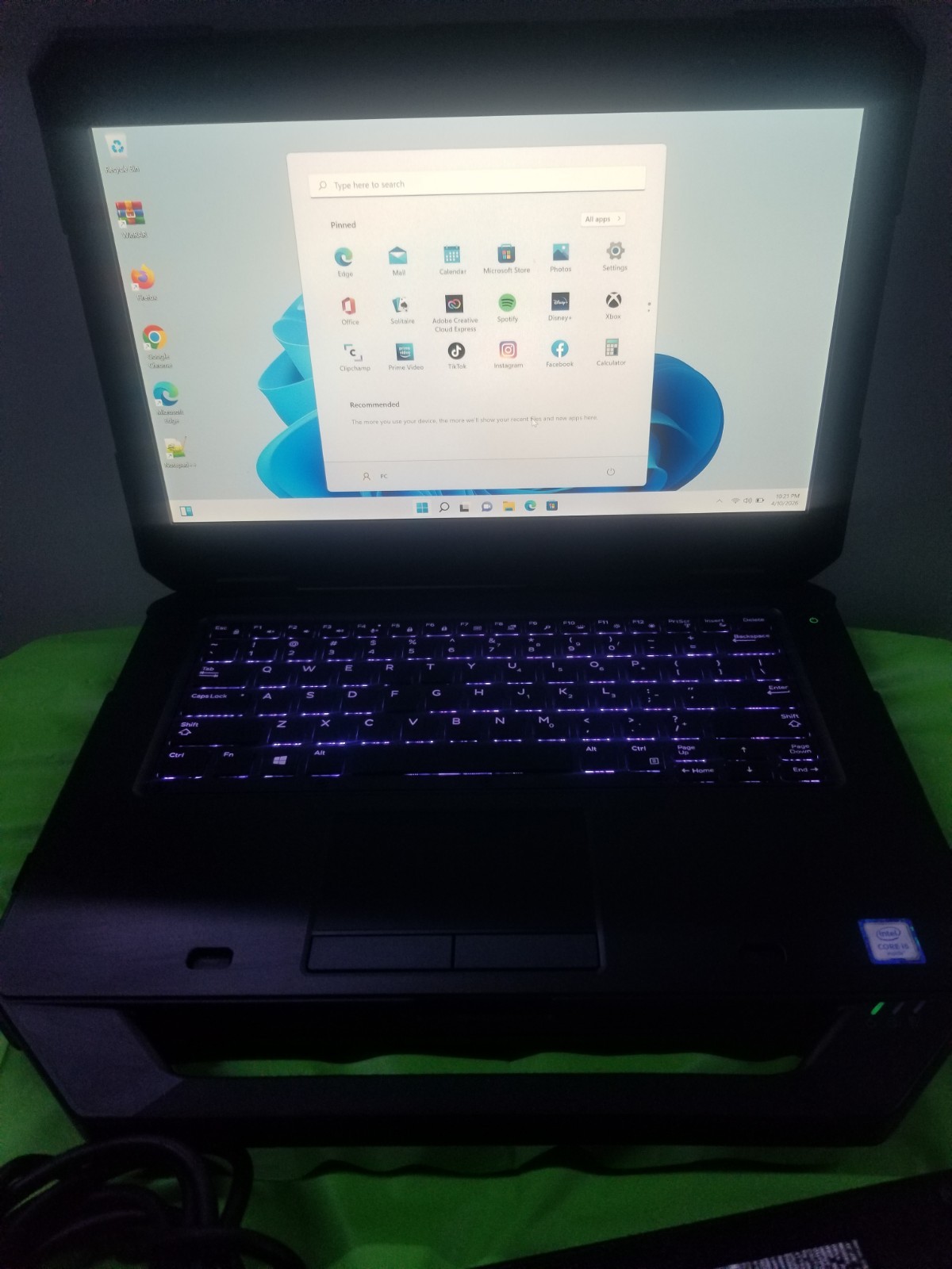 Dell Latitude Rugged 5414 14″ Core i5-6300U 2.4GHz 16GB 256GB SSD Touch, WIN 11
