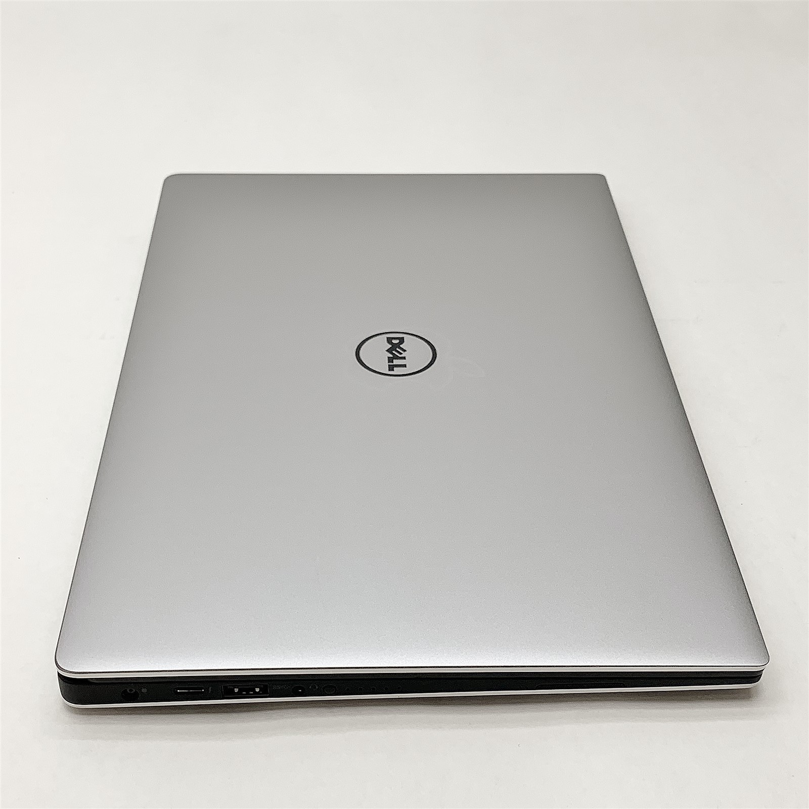 Dell XPS 9350 Laptop Intel i7 6560U 2.20GHZ 13.3″ Touch QHD+ 8GB NO HDD Parts