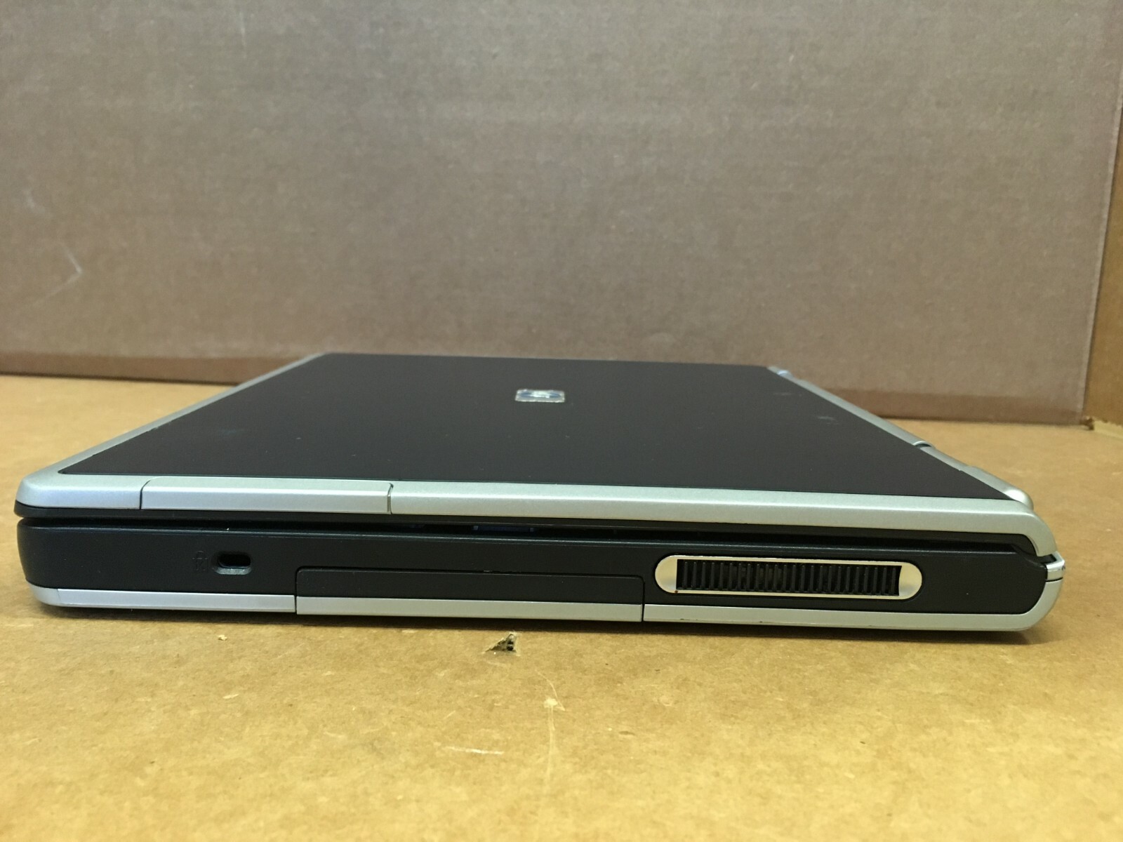 HP Compaq nc4000 Intel Pentium M 1.39GHz 736MB Ram 40GB HDD 12.1″ Laptop XP SP3