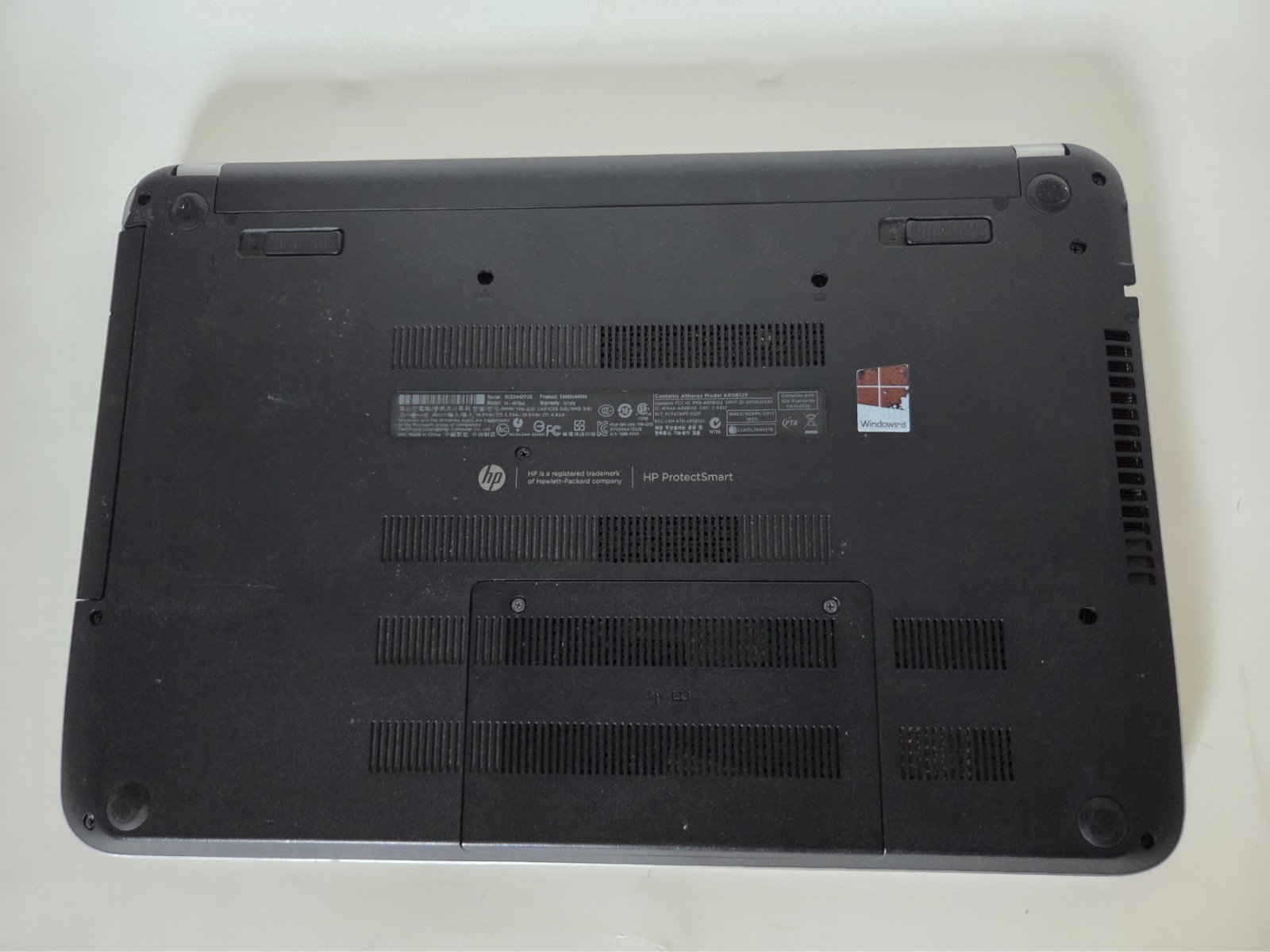 HP Pavilion 14-n018us Laptop 14 Inch Display Windows 8 DTS Sound+