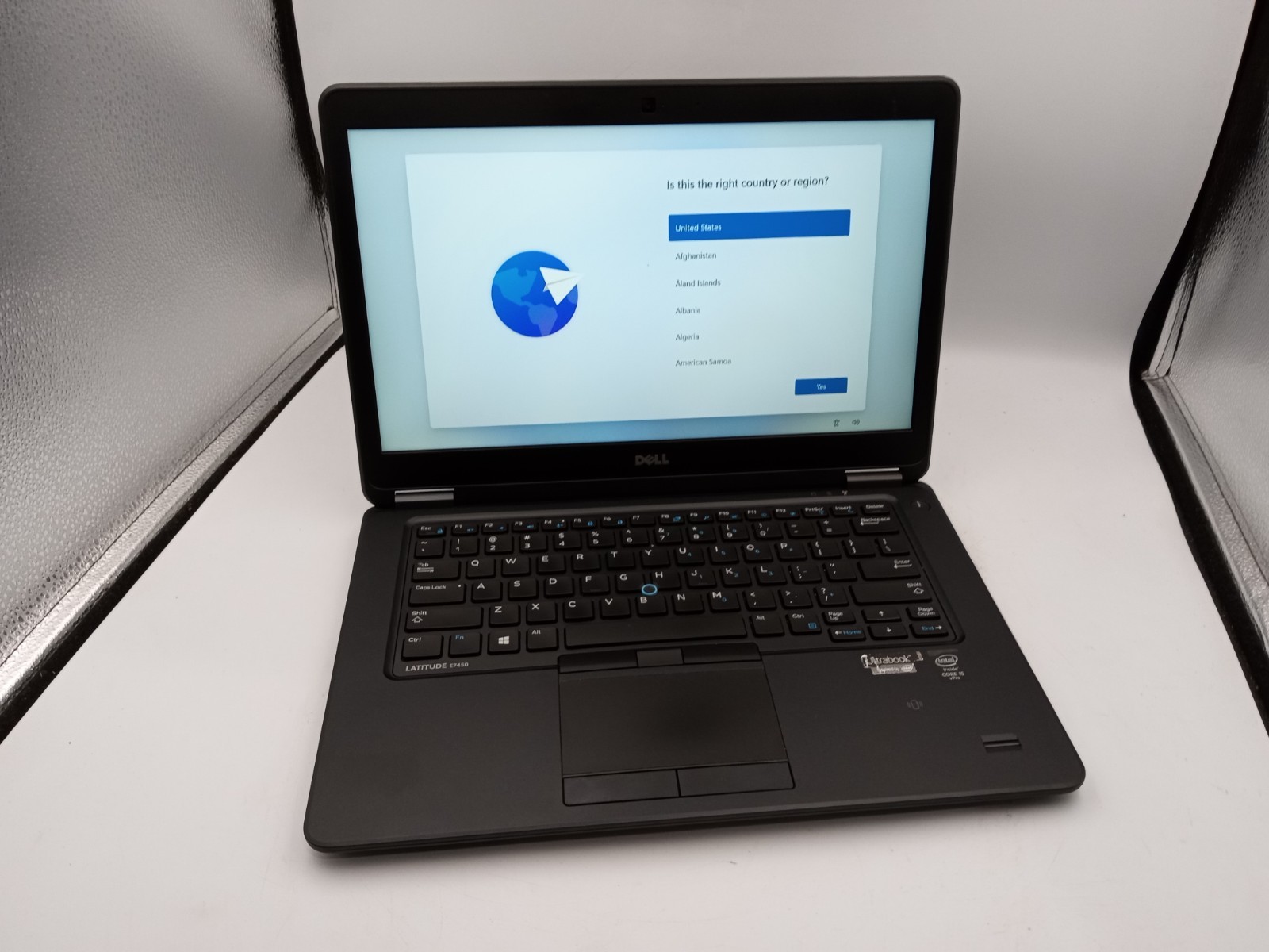 Dell Latitude e7450 14″ Laptop Intel i5-5300U 4GB RAM 128GB SSD Windows 11 -RR