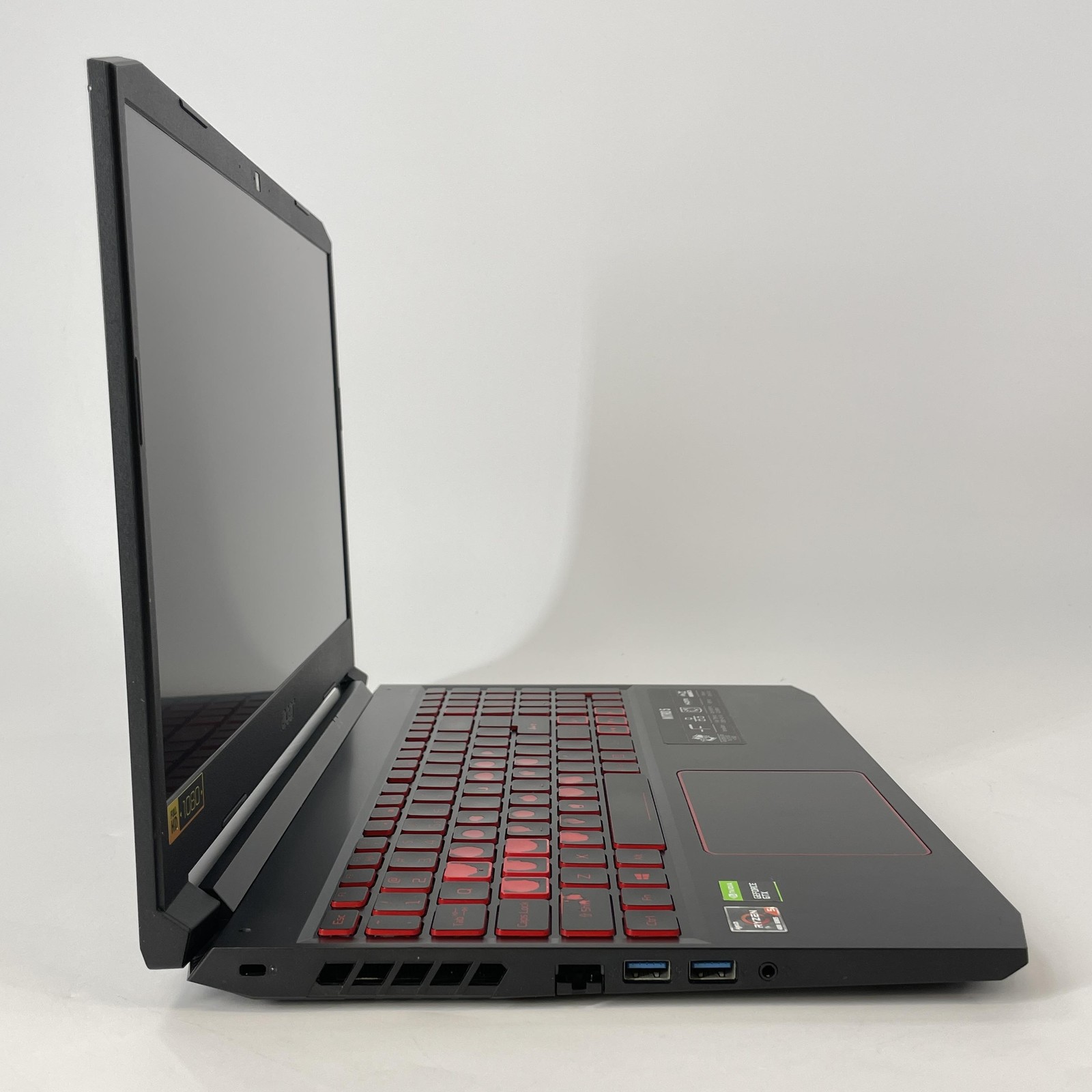 Acer Nitro 5 15.6 FHD Ryzen 5 4600H 32GB 256GB SSD GTX 1650 MUFFLED SPEAKERS