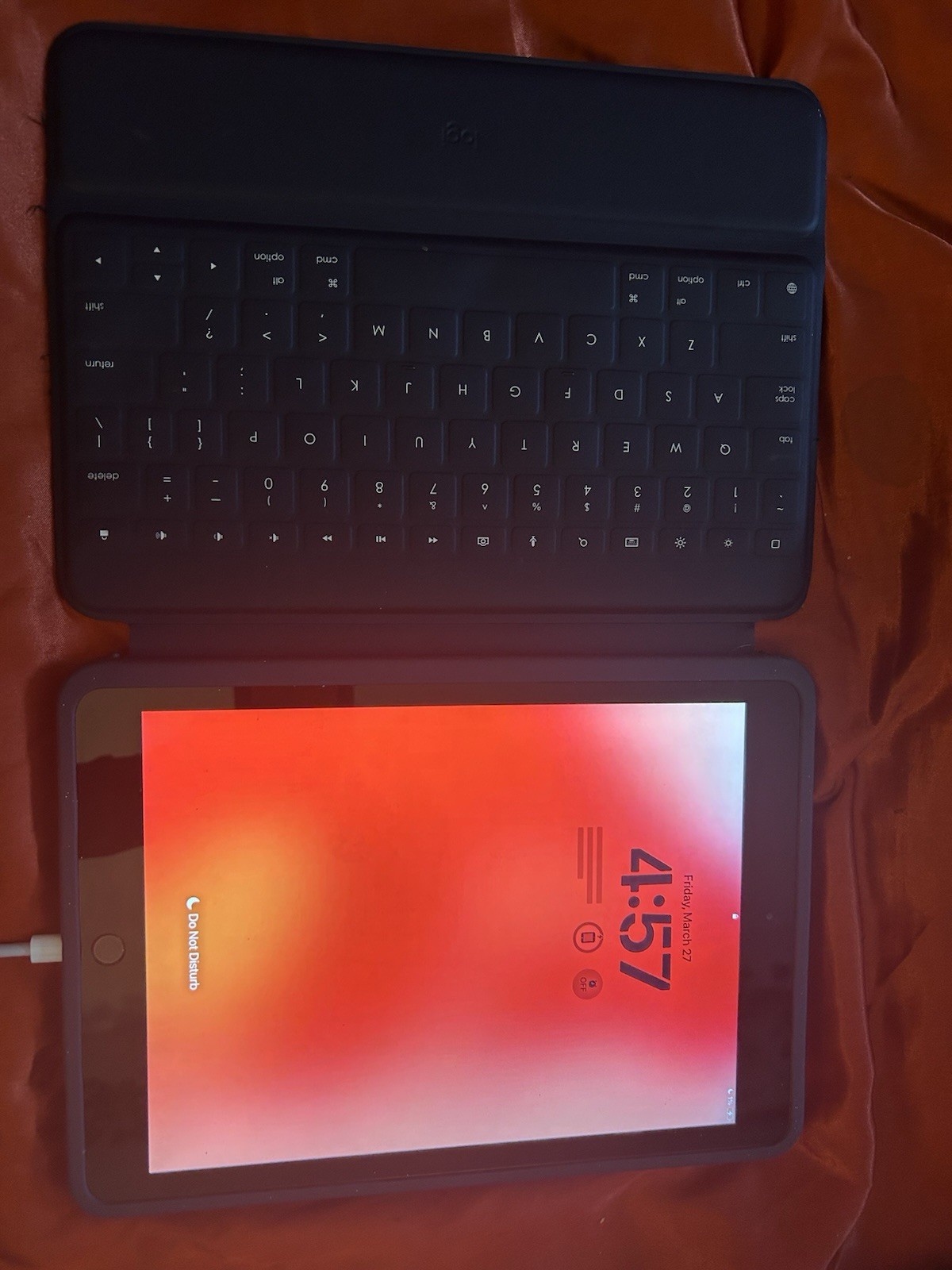 Apple iPad 7 with Logitech Keyboard Folio for Apple Tablet, Plastic, Black