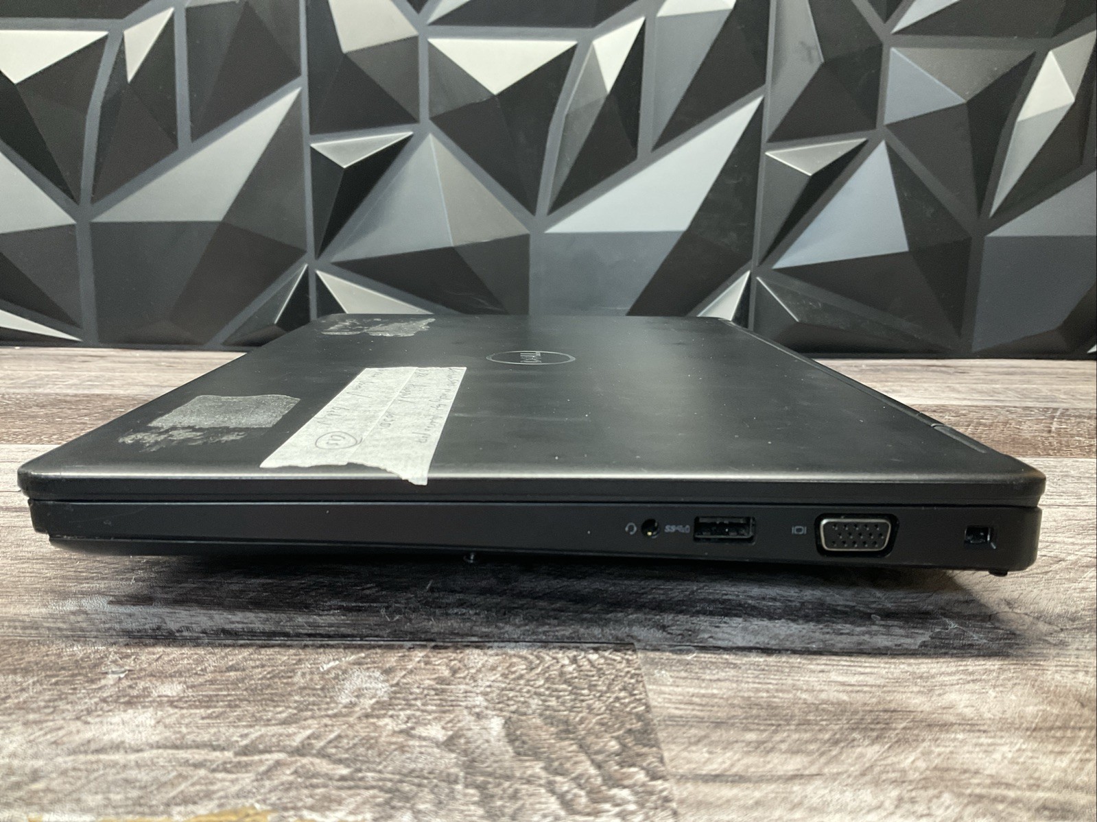 Latitude 5490 / i5 8th / No RAM Laptop Notebook PC / C15