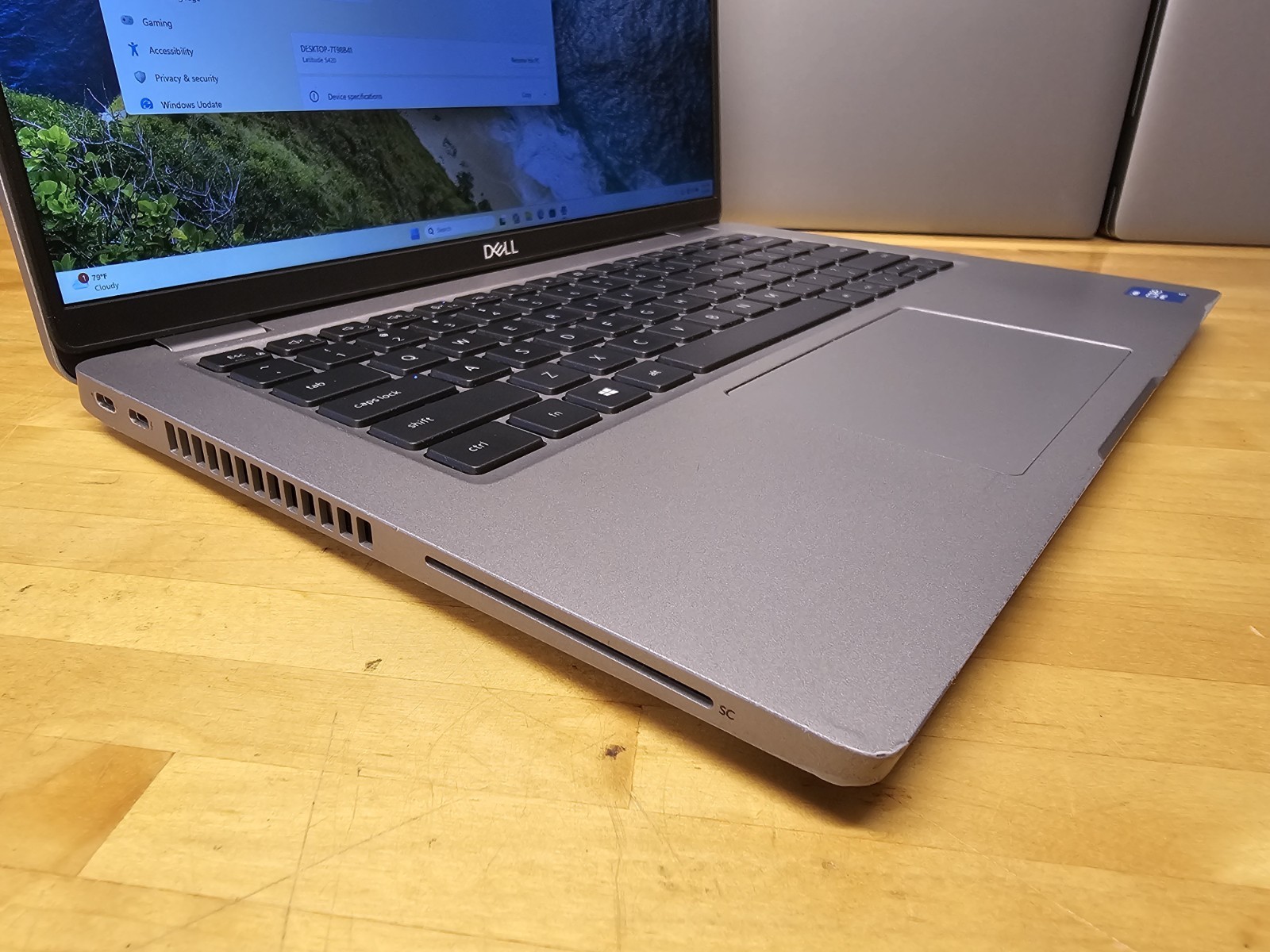 Dell Latitude 5420 14″ Laptop i5-1145G7@2.6GHz 16GB RAM 256GB SSD Windows 11 Pro