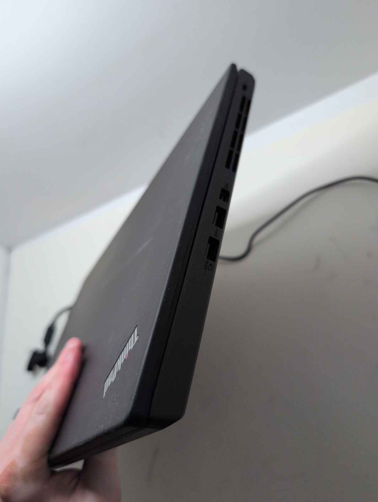 Lenovo ThinkPad P50s 15.6″ i7-6500U 8GB RAM 128GB SSD NVIDIA Quadro M500M Win10
