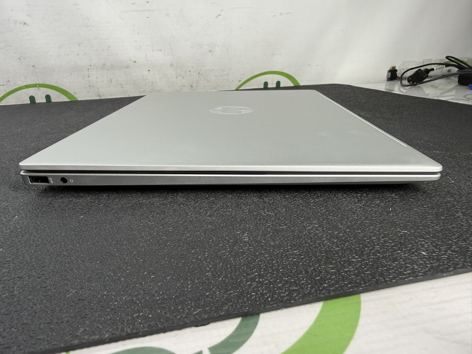 HP OmniBook 5 16″ Ultra 5 225U 16GB LPDDR5 1TB Gen4 NVMe 2K 2025 Laptop AI
