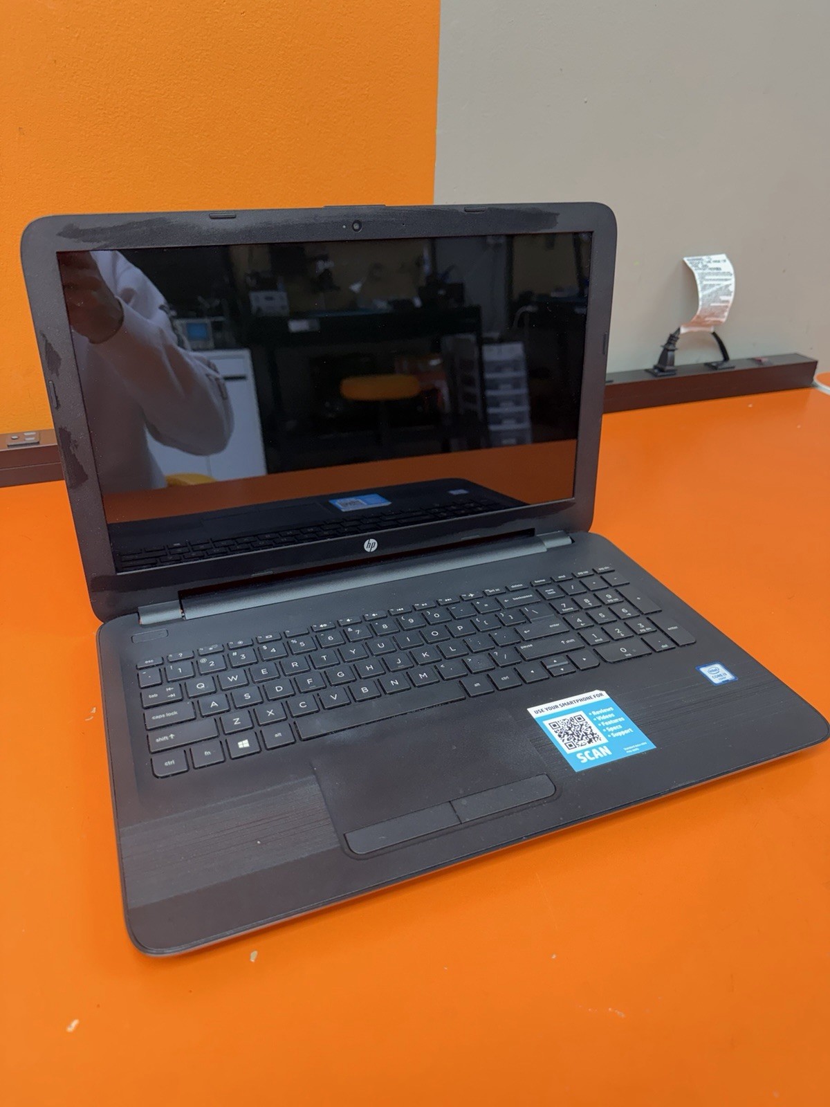 HP Touch Screen Laptop PC Intel I3-6100u CPU 1tb HDD 6gb RAM Model# 15-ay009dx