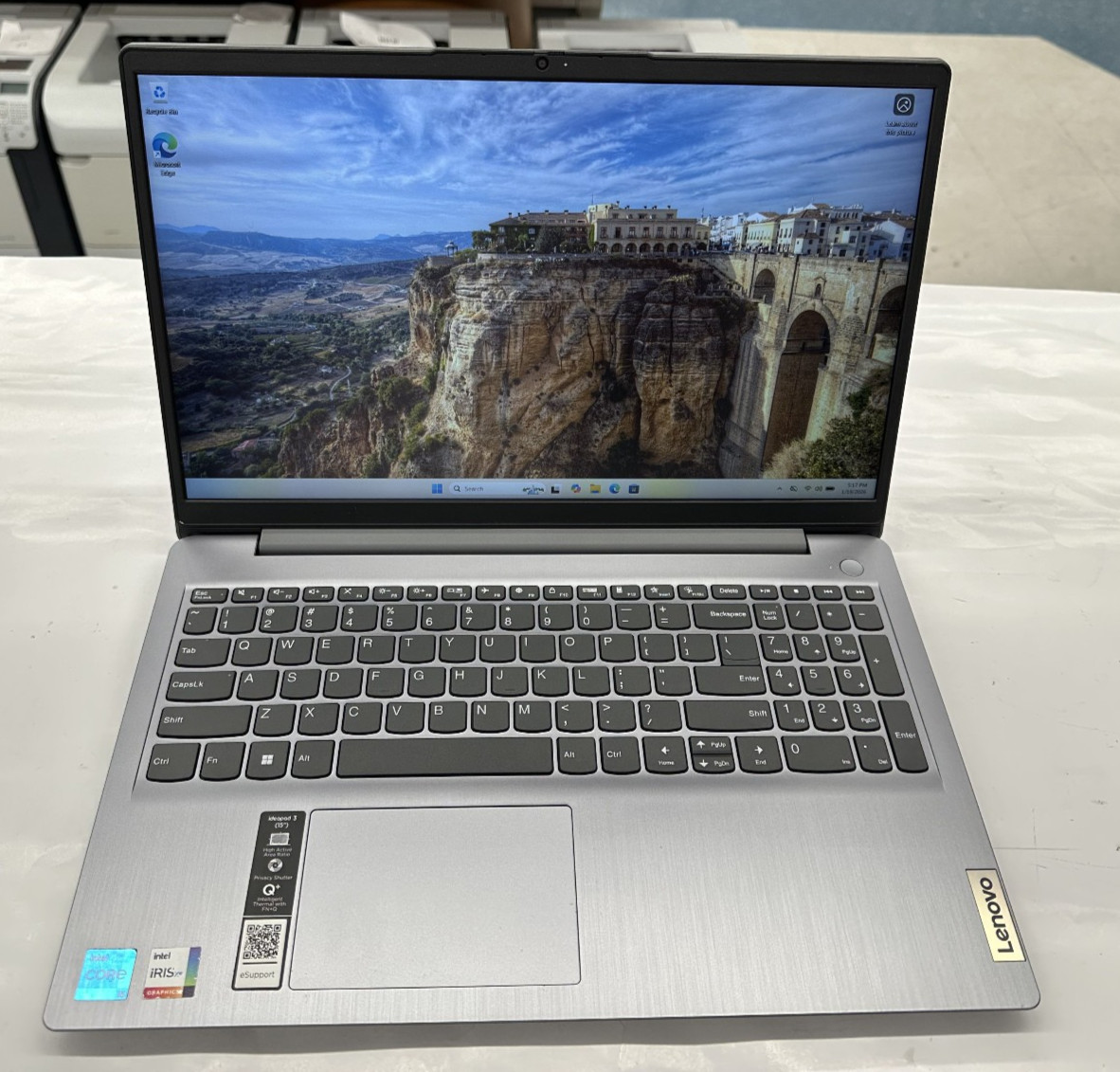 Lenovo IdeaPad 3 15ITL6 Touchpad Intel i5-1135G7 2.40GHz 8GB RAM 256GB W11 Home