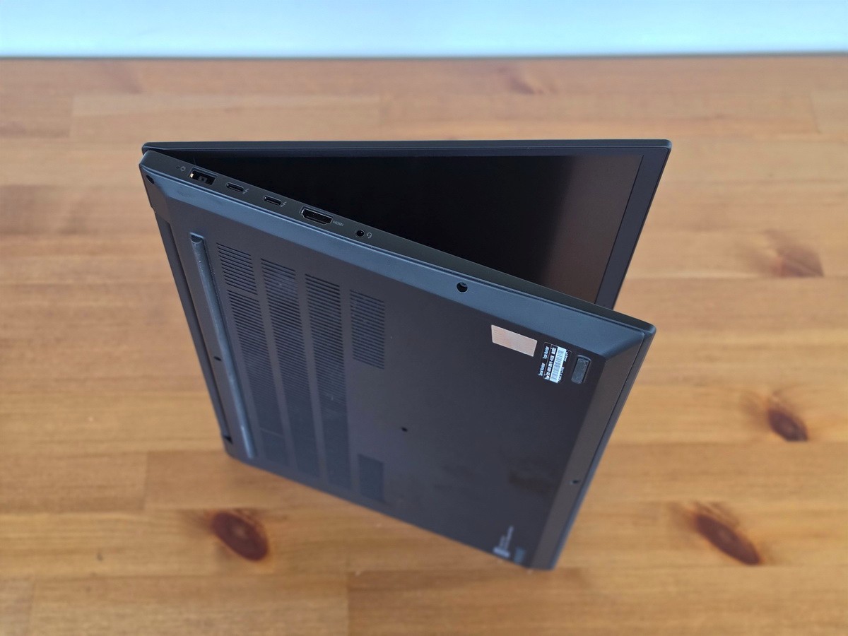 Lenovo ThinkPad P1 Gen 4 i7-11850H 16GB 16″ 2560×1600 NVIDIA RTX 3070 512GB SSD