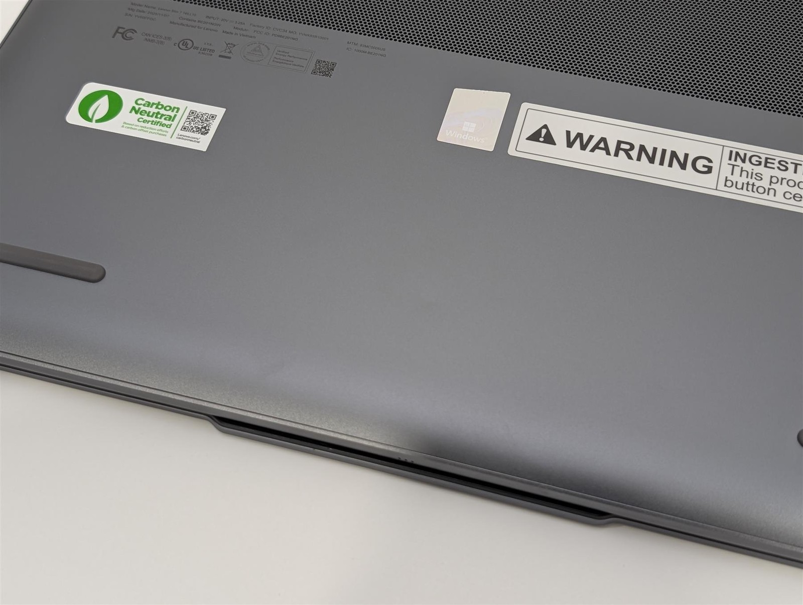 Lenovo Slim 7 14″ Core Ultra 7 258V 32GB 1TB SSD Arc Luna Grey Used-Very Good